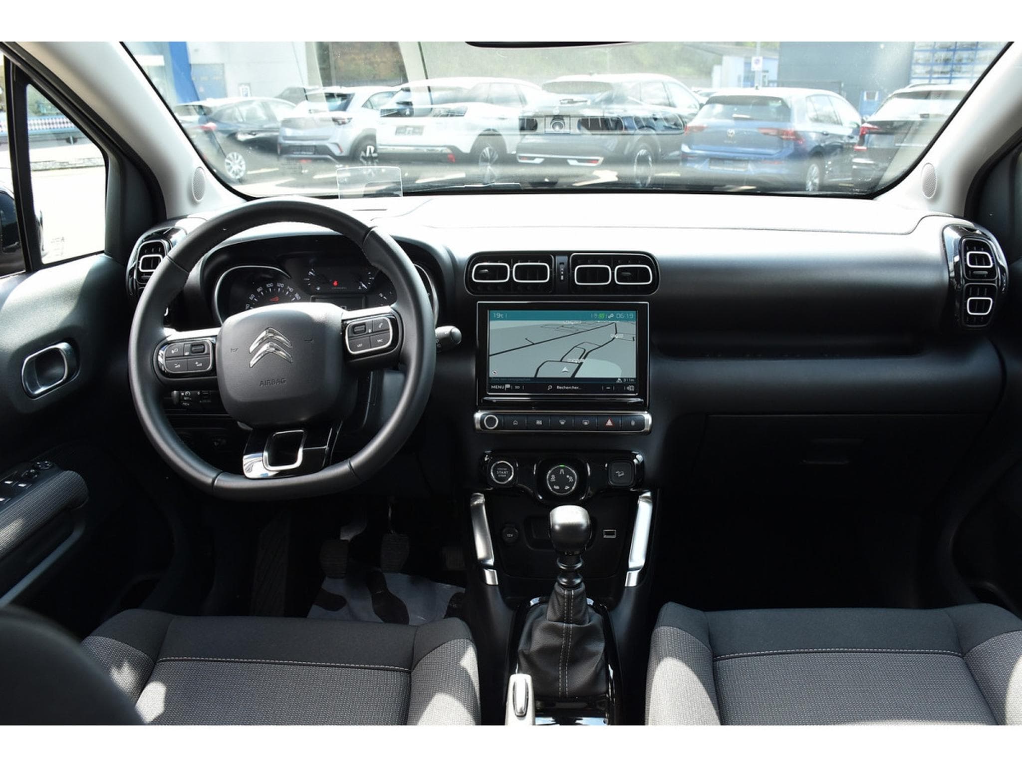 Citroën C3 Aircross 1.2 PureTech 110 MAX REGUL GPS LANE HUD GRIP CAM JA17 1°MAIN (2024) - Foto 9