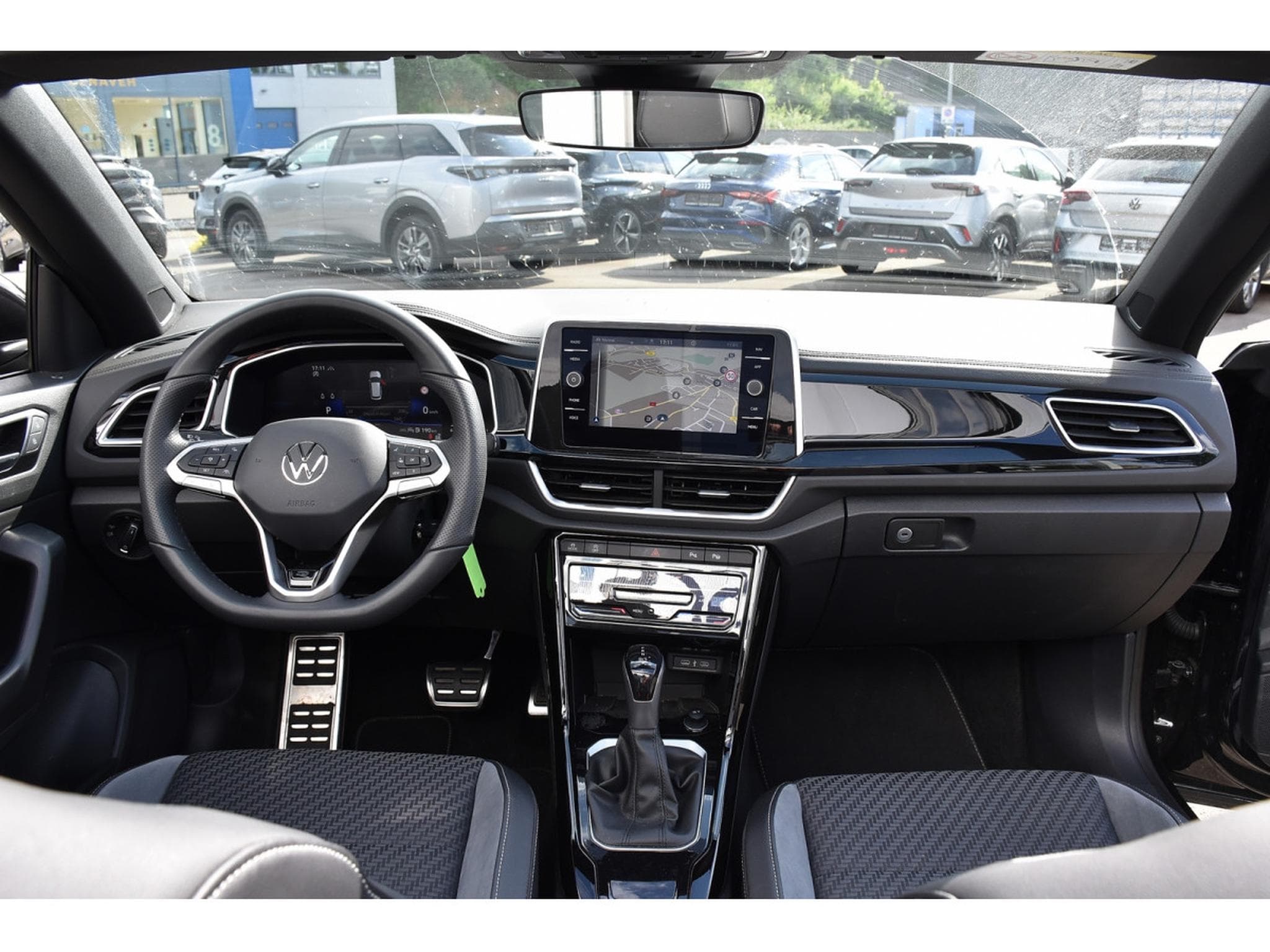 VW T-Roc Cabrio 1.5 TSI R-Line DSG ACC TRAVEL SIDE GPS PARK 1° MAIN (2025) - Foto 11