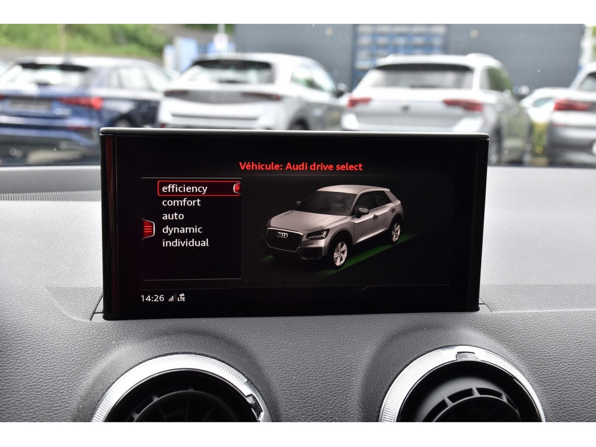 Audi Q2 35 TFSI S-Line S-Tronic REGUL GPS CAM LED 1° MAIN (2022) - Foto 16