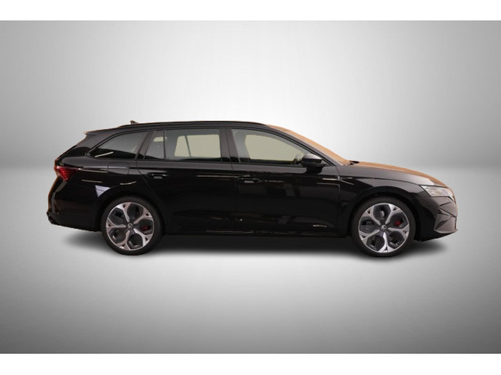 Skoda Octavia 2.0 TSi DSG 265 RS (2025) - Foto 6