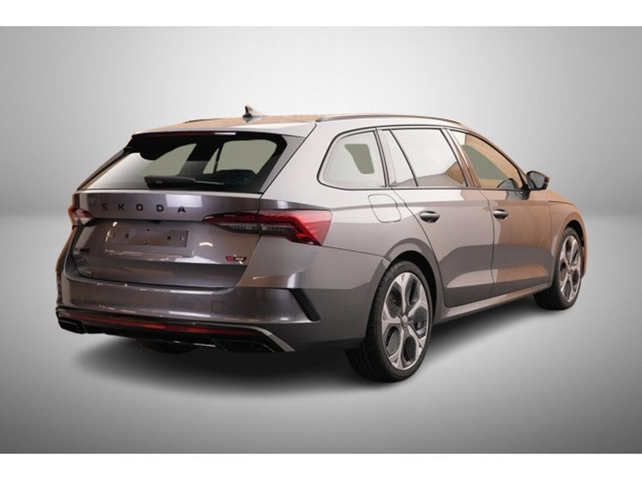 Skoda Octavia 2.0 TSi DSG 265 RS (2025) - Foto 5