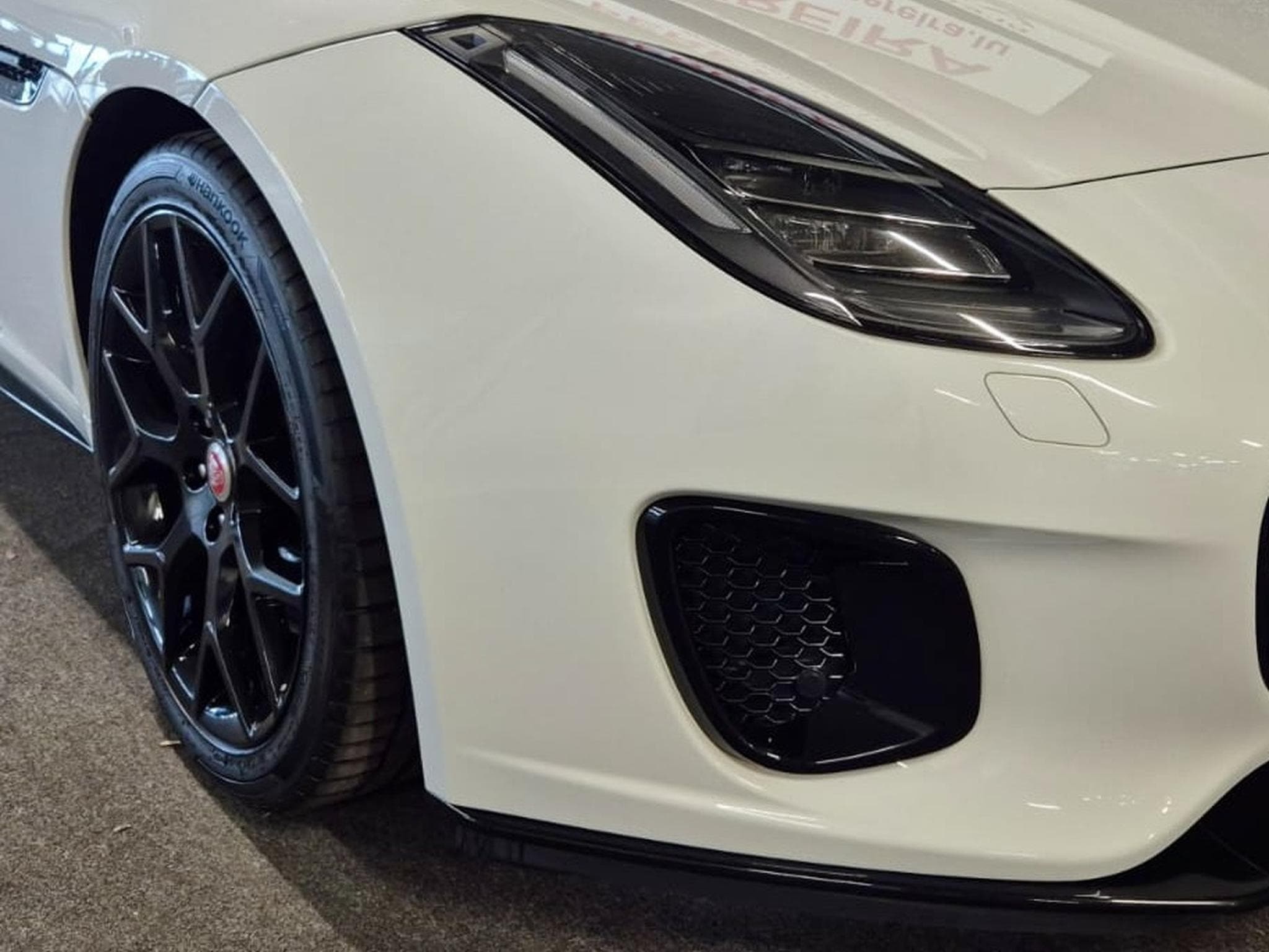 Jaguar F-Type 3.0 V6 P-340 COUPE R-DYNAMIC MERIDIAN PANO CUIR NAVI 1 HAND (2019) - Photo 13