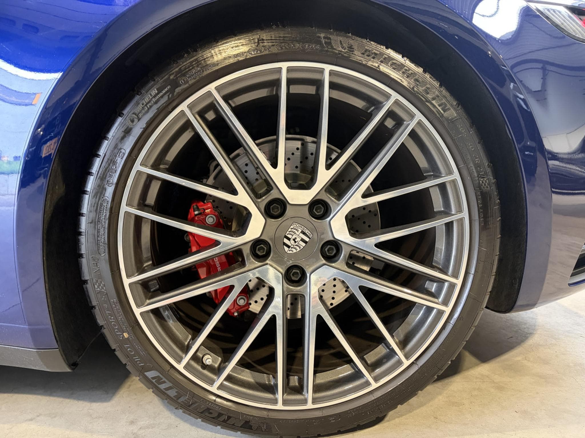Porsche 911 911/ 992.1 CARRERA 4S/360°/21/SPORT CHR/TOIT PANO/BOSE/VOLL (2024) - Photo 22