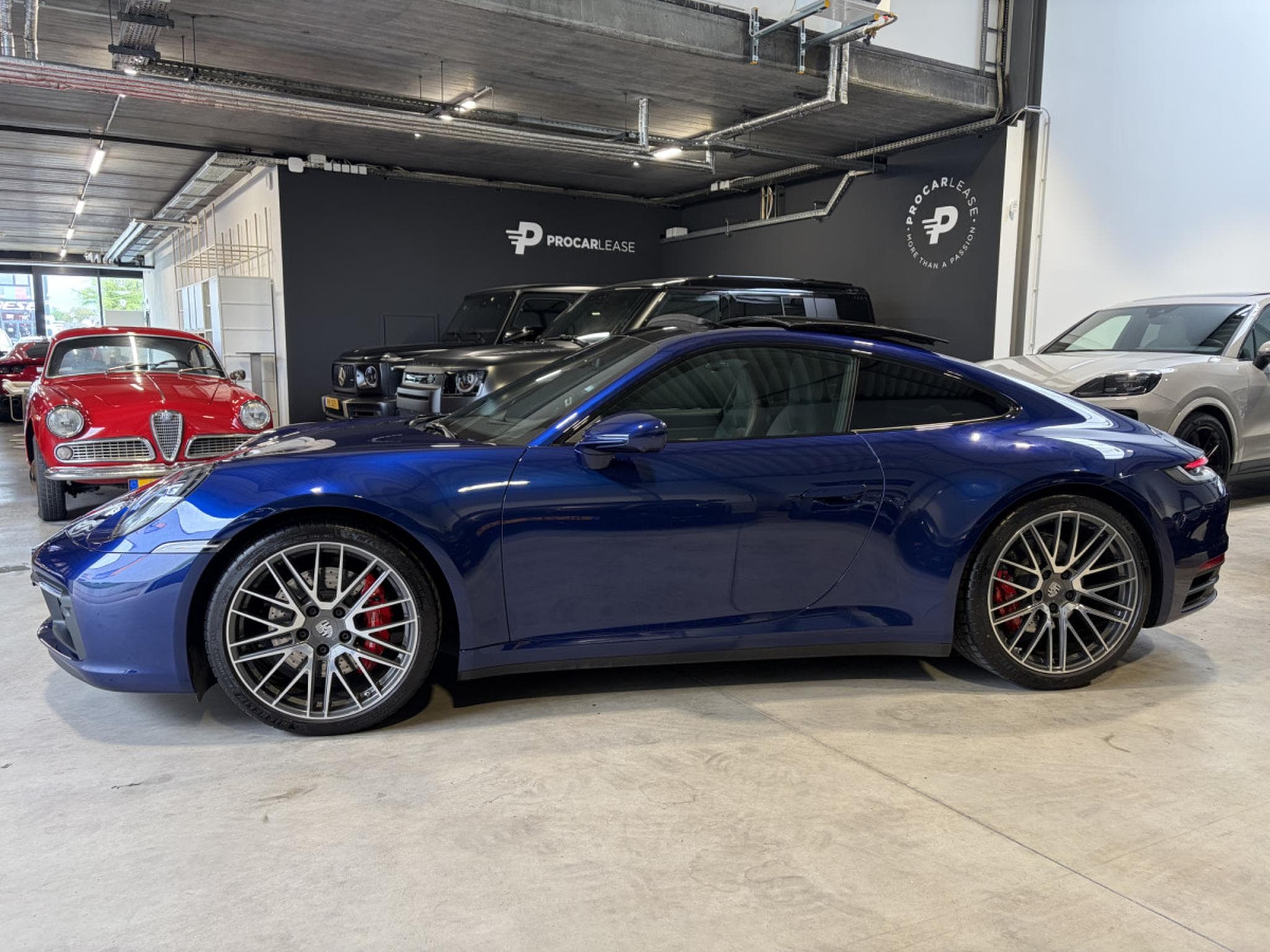 Porsche 911 911/ 992.1 CARRERA 4S/360°/21/SPORT CHR/TOIT PANO/BOSE/VOLL (2024) - Photo 6