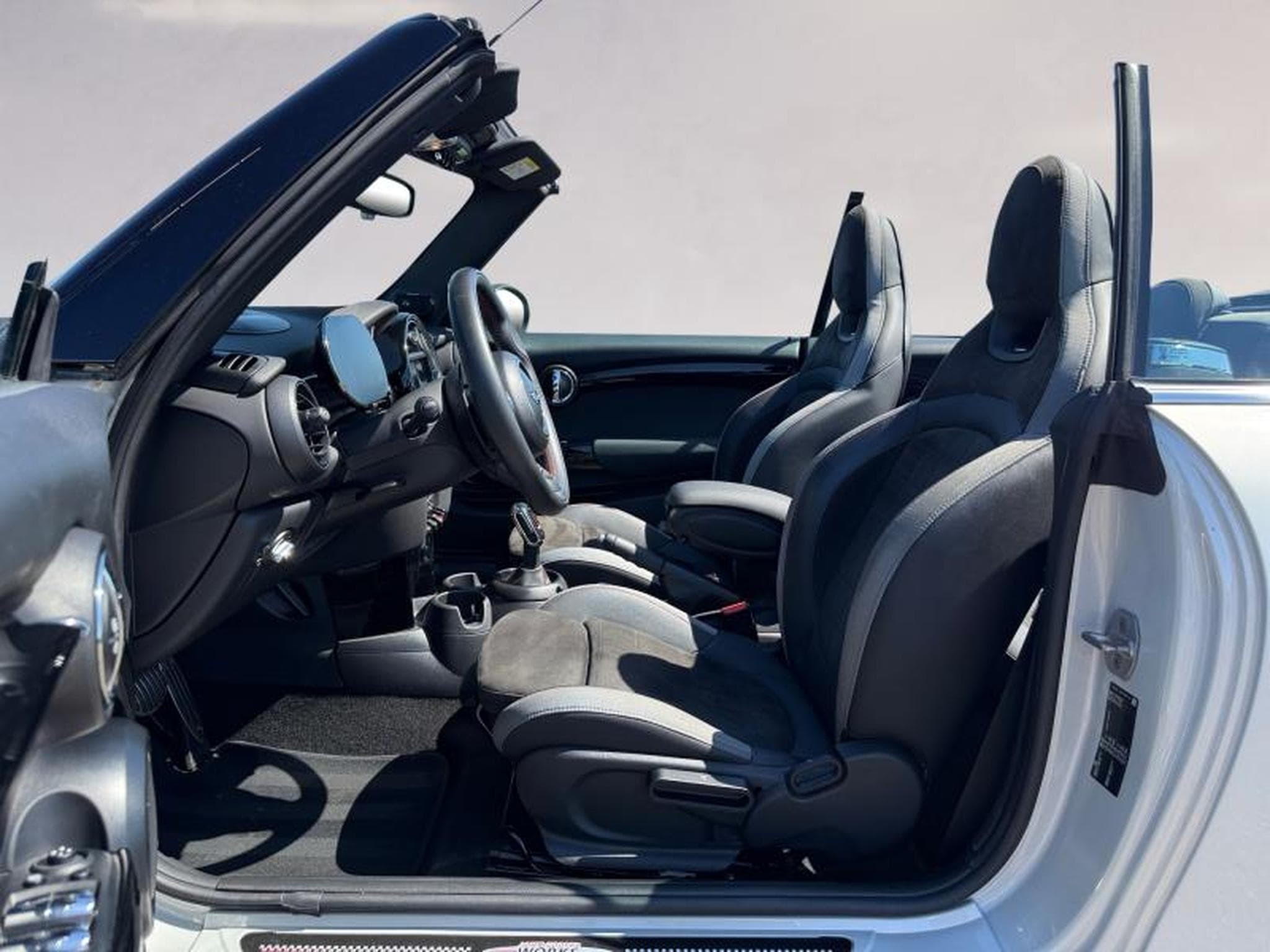 MINI Cooper John Cooper Works Cabrio (2020) - Foto 11
