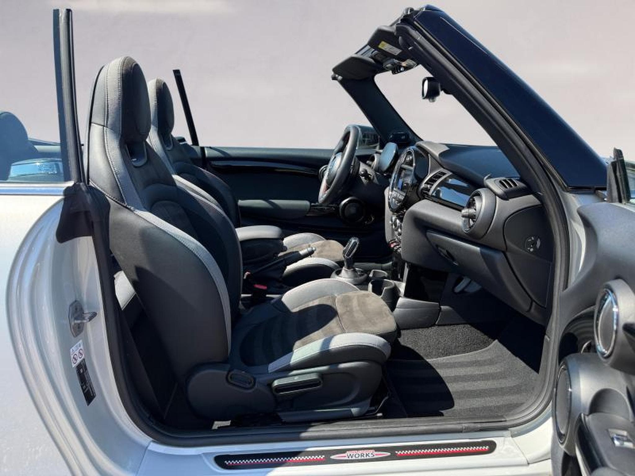 MINI Cooper John Cooper Works Cabrio (2020) - Foto 13