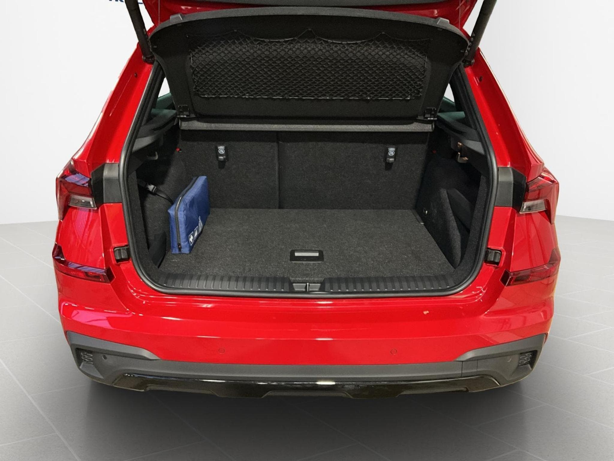 Skoda Kamiq Monte-Carlo+DSG+Pano+RearView (2025) - Photo 17