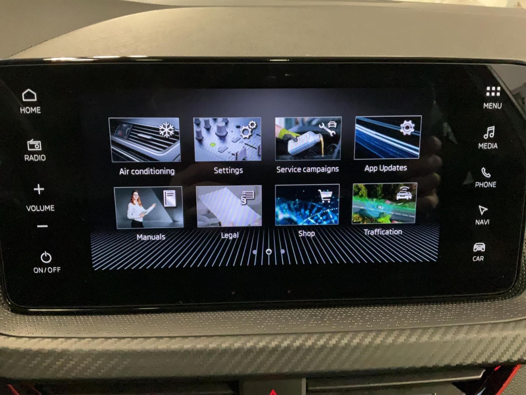 Skoda Scala Monte-Carlo+DSG+Pano+LED (2025) - Photo 16