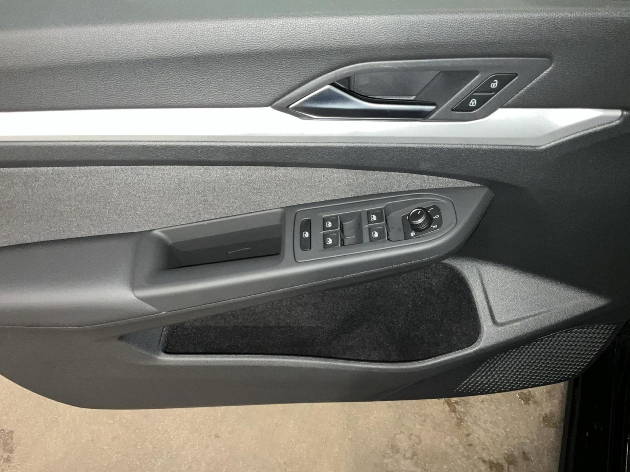 VW Golf Life+DSG+LED+NAVI (2025) - Photo 11