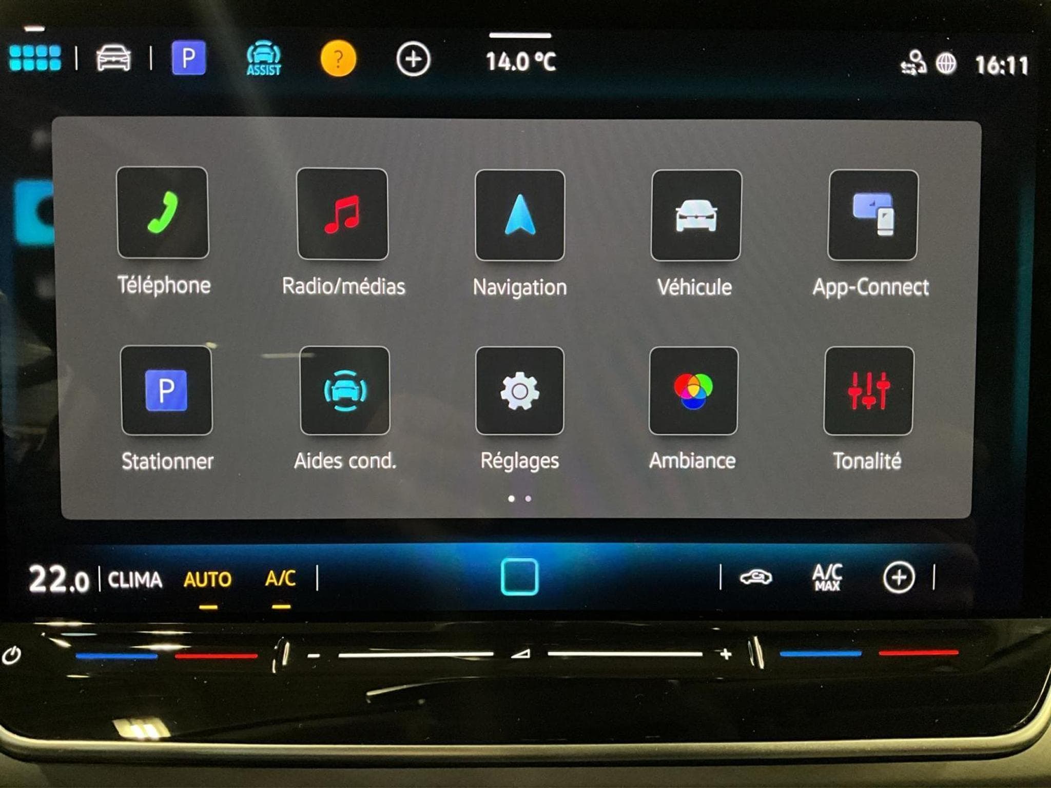 VW Golf Life+DSG+LED+NAVI (2025) - Photo 13