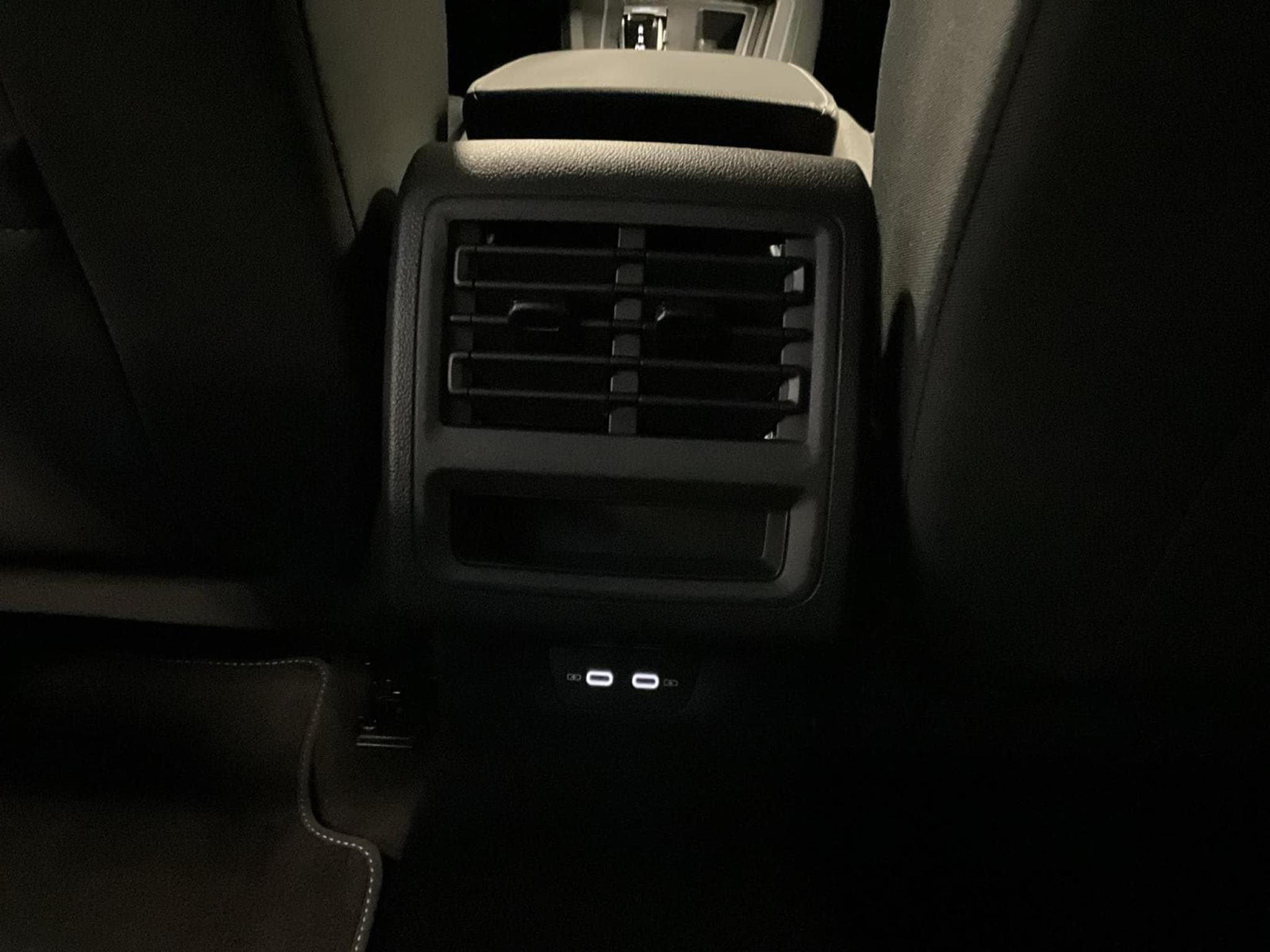 VW Golf Life+DSG+LED+NAVI (2025) - Photo 15