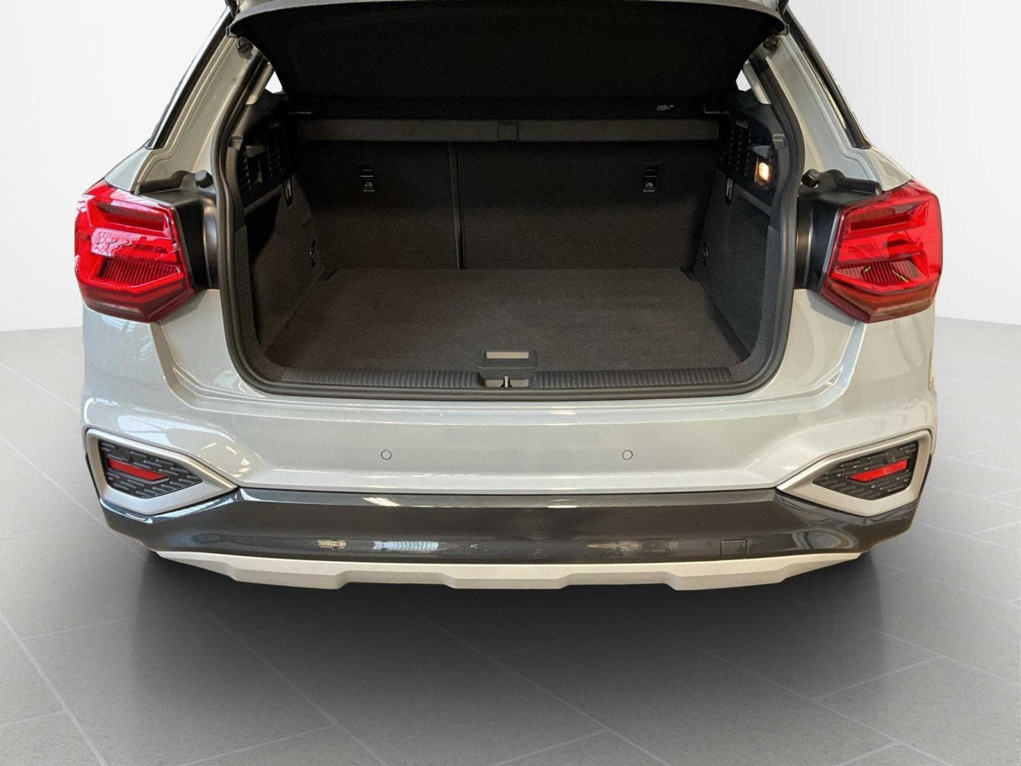 Audi Q2 Advanced+S-Tronic+Led+P.Business (2025) - Photo 16