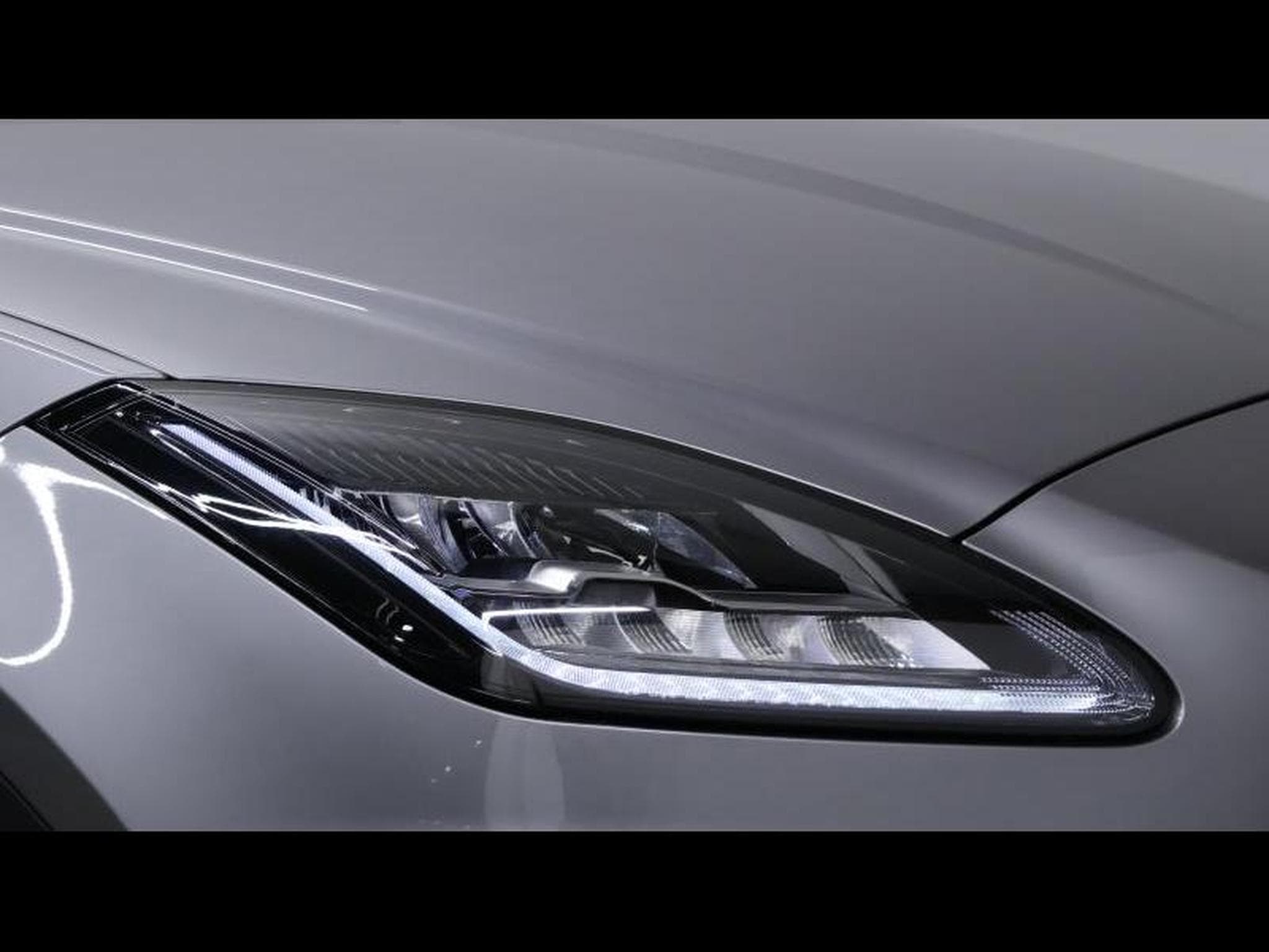 Jaguar E-Pace D165 S R-Dynamic AWD Auto (2024) - Photo 6