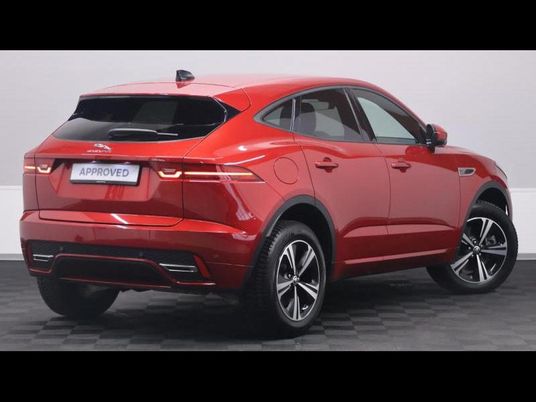 Jaguar E-Pace D165 R-Dynamic S AWD auto (2023) - Foto 4