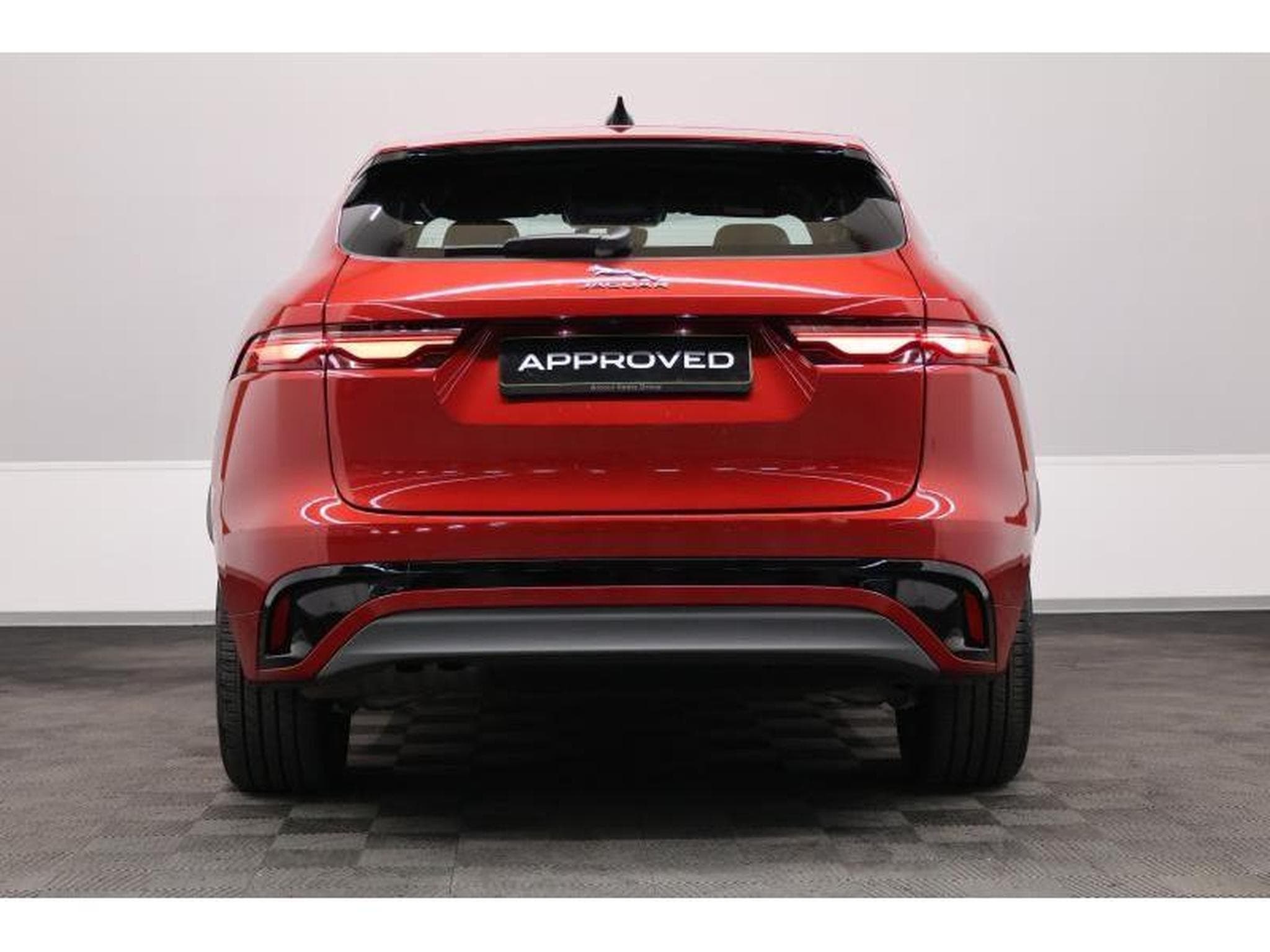 Jaguar F-Pace D165 S AWD Auto (2024) - Foto 5