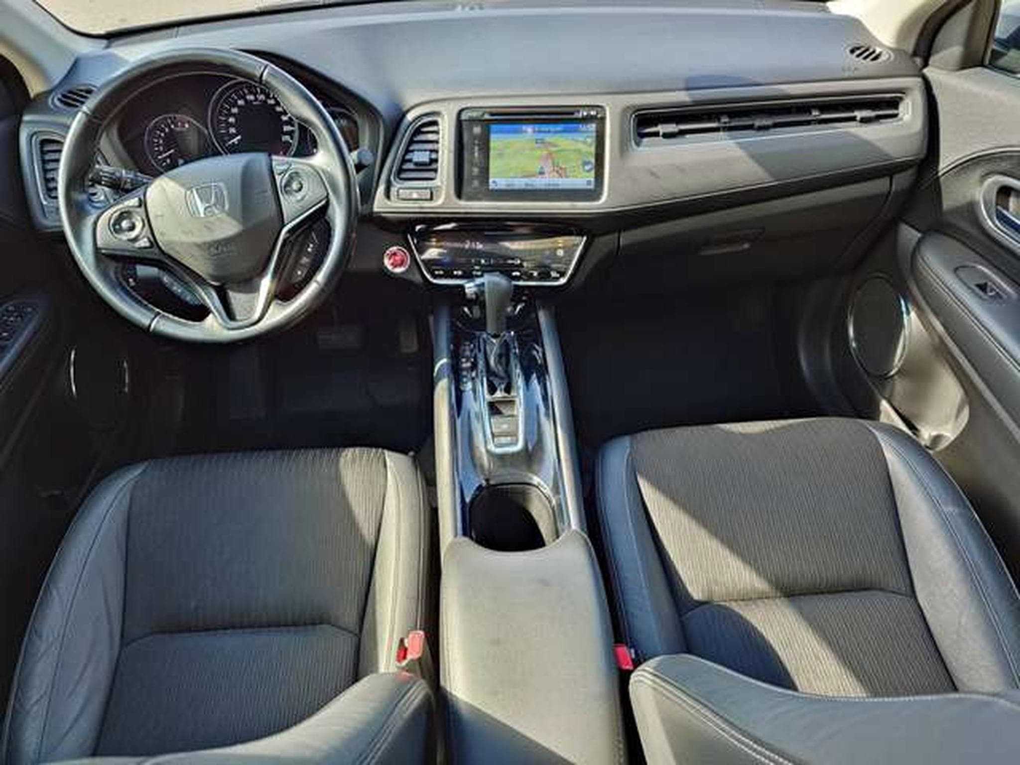 Honda HR-V HR-V 1.5i-VTEC Executive AUTOMATIQUE (2019) - Foto 4