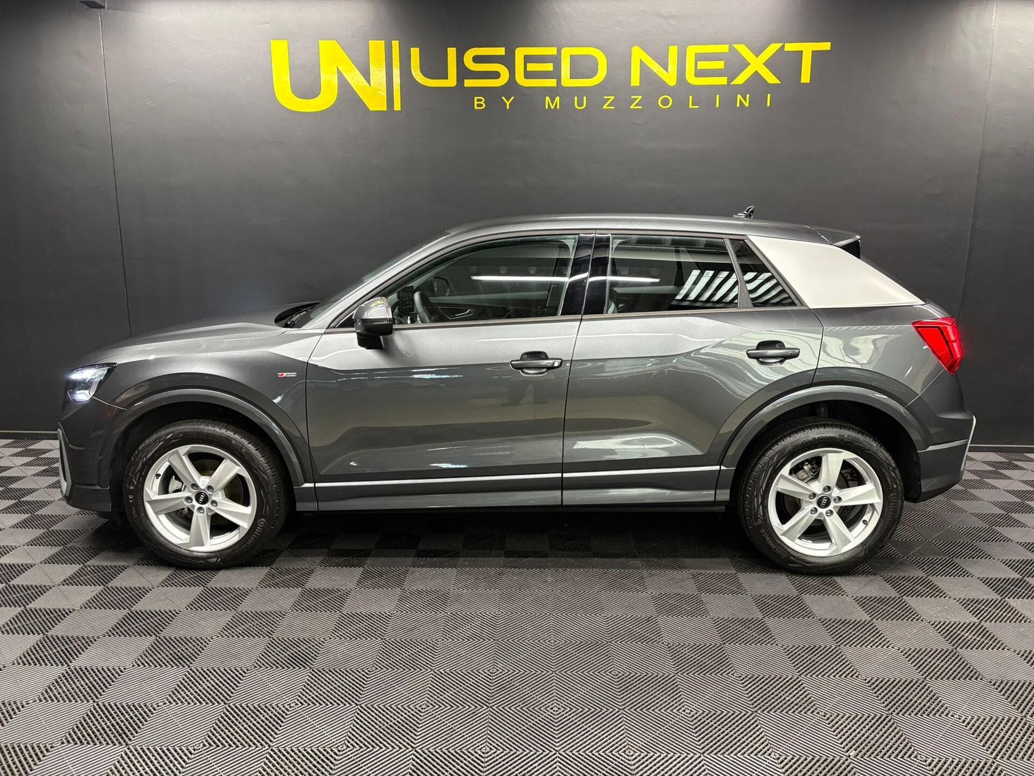 Audi Q2 35 TFSI 150cv S-line S-tronic (2025) - Foto 4