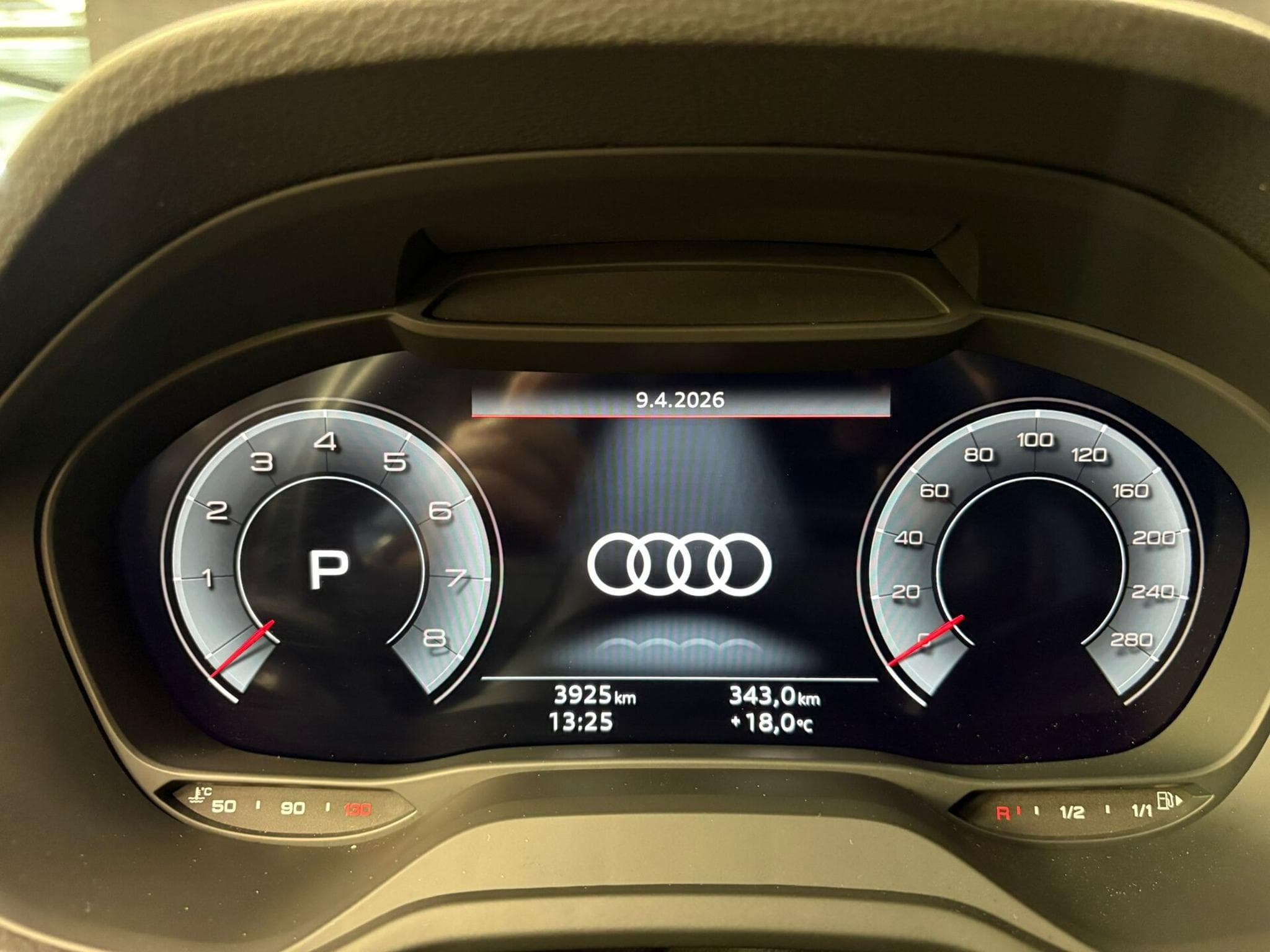 Audi Q2 35 TFSI 150cv S-line S-tronic (2025) - Photo 2