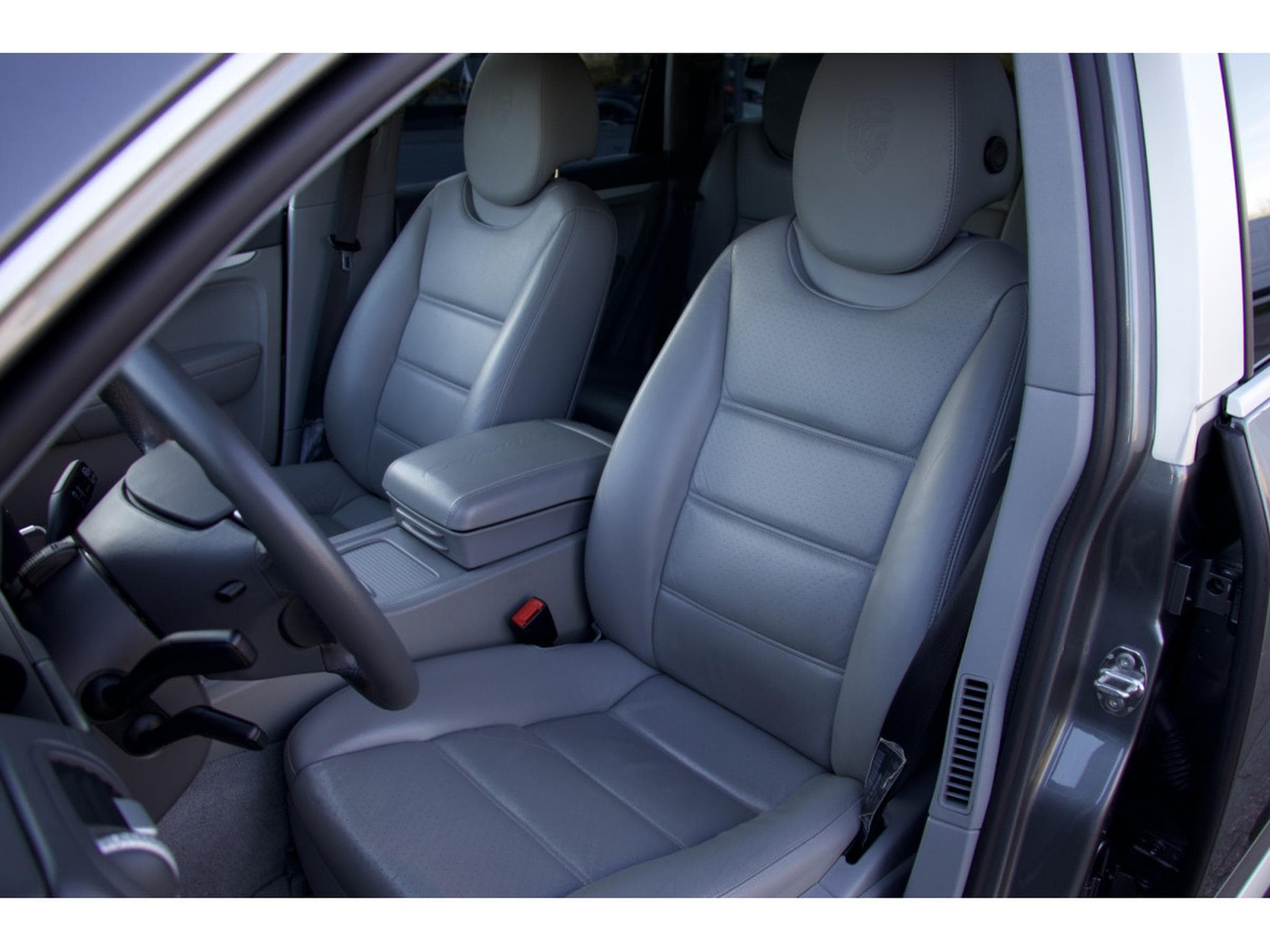 Porsche Cayenne S 4.8 957 échappement sport suspension pneumatique toit ouv. (2009) - Photo 7