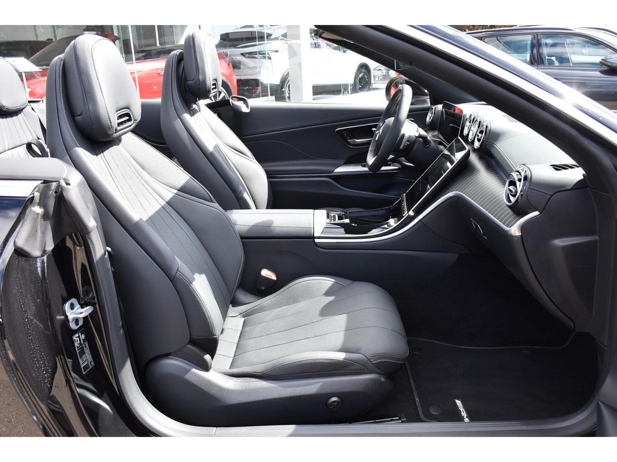 Mercedes CLE 200 AMG Line 9G-Tronic MEMO SG VENT DISTR CAM360 SIDE AIRSCARF (2025) - Foto 9