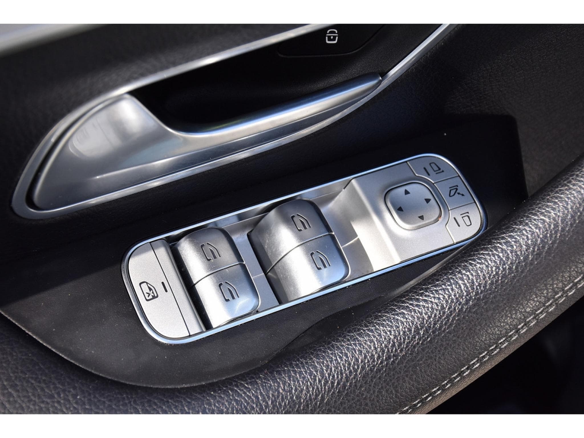 Mercedes GLE 350 CDI 4Matic AMG Line 9G-Tronic CUIR LANE SIDE CAM360 JA20 (2020) - Foto 19