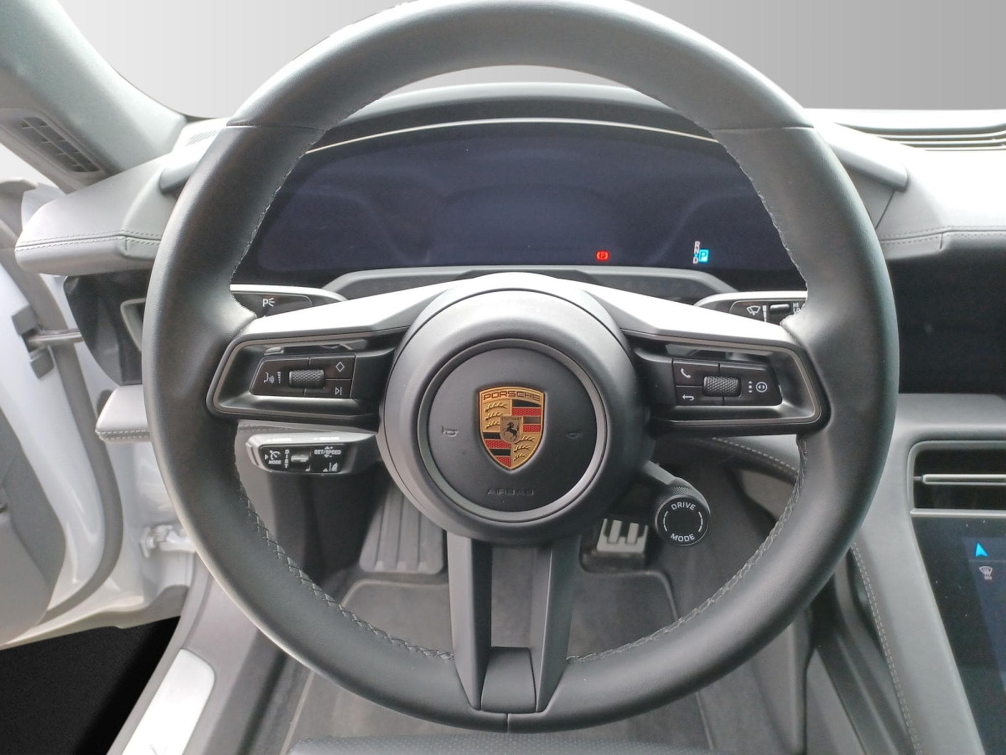 Porsche Taycan 4S Cross Turismo (2025) - Photo 10