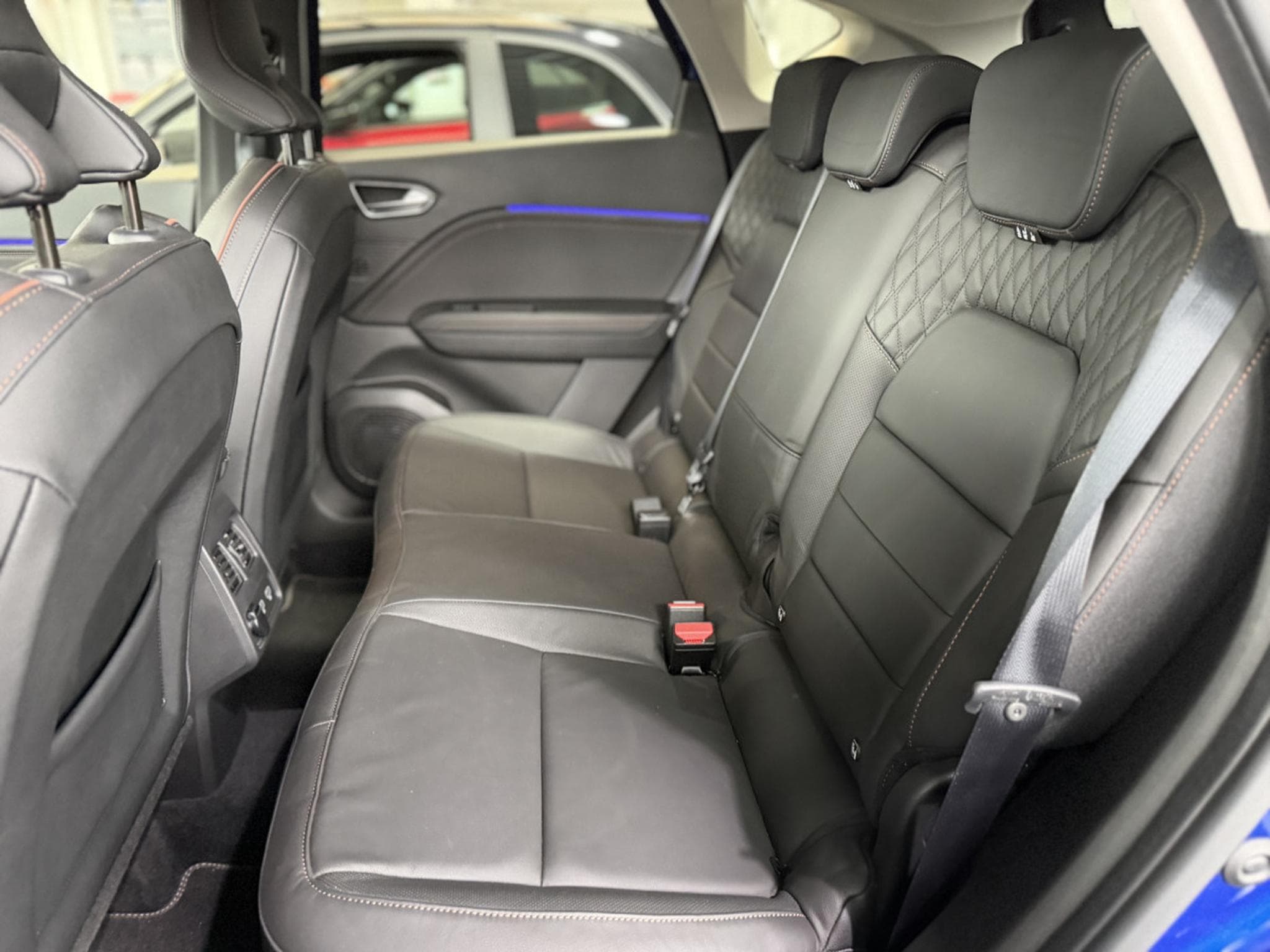 Renault Captur INITIALE PARIS TCE 155 EDC (2020) - Photo 5