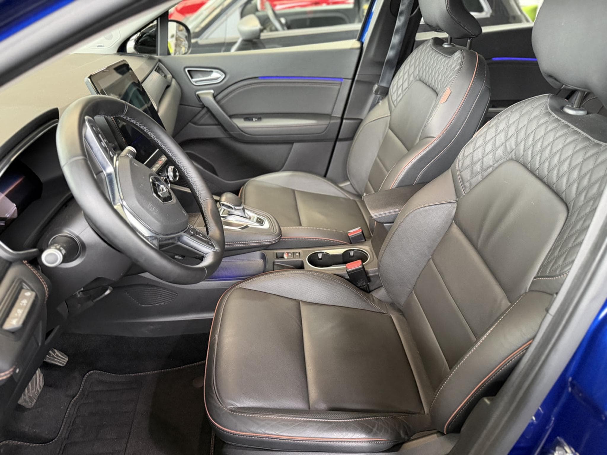 Renault Captur INITIALE PARIS TCE 155 EDC (2020) - Photo 7
