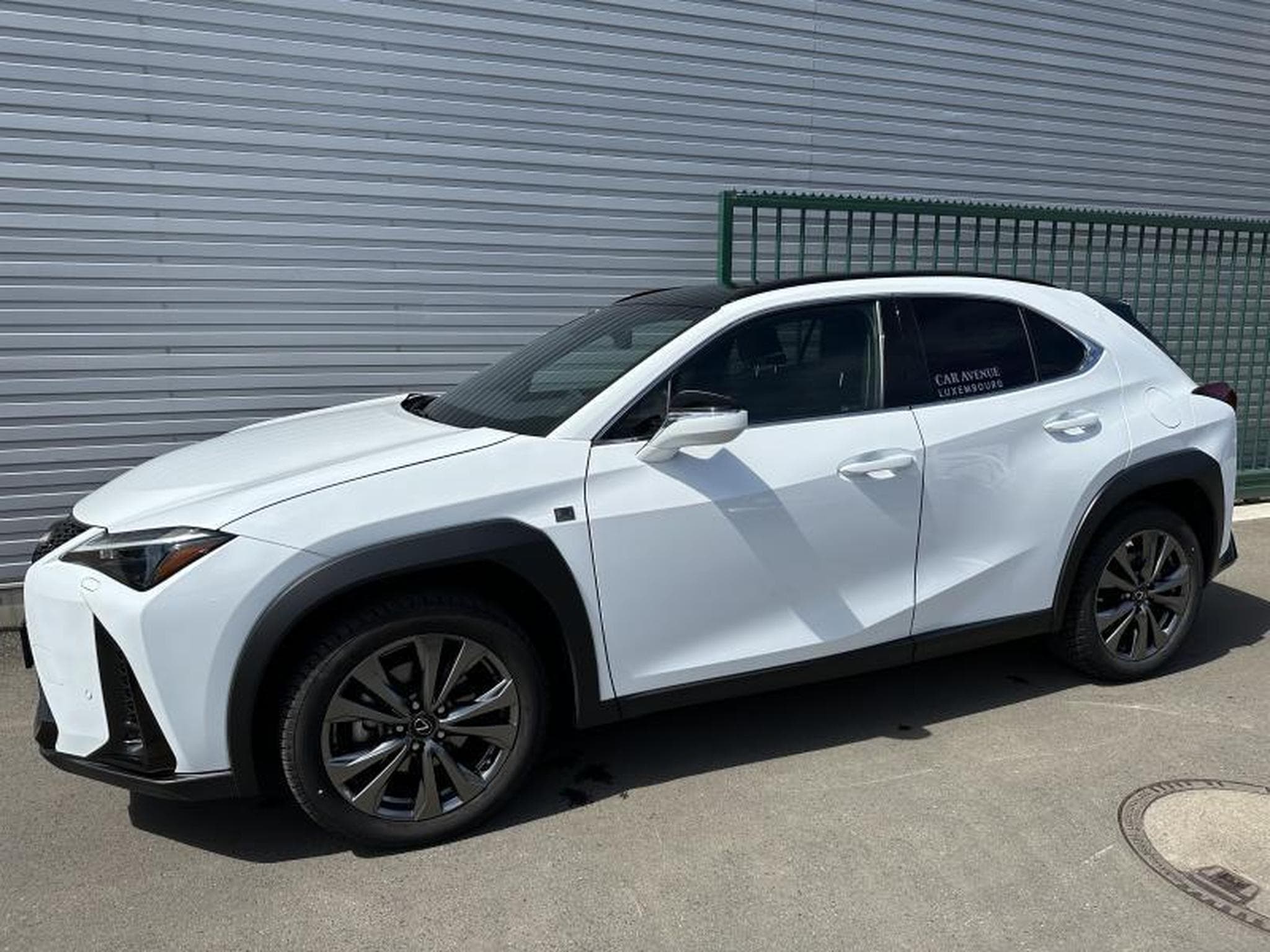 Lexus UX F SPORT Design (2023) - Photo 25