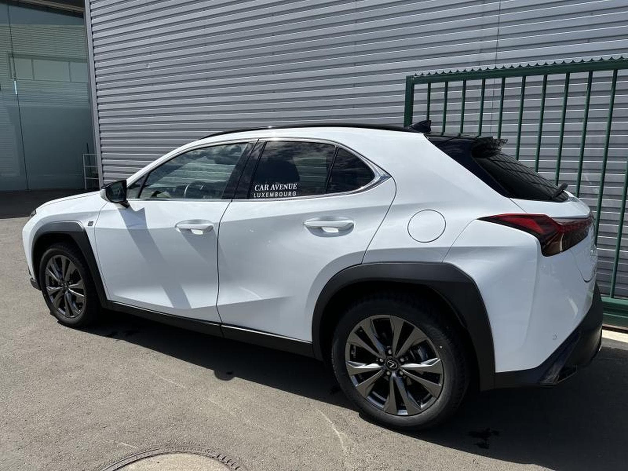 Lexus UX F SPORT Design (2023) - Photo 29