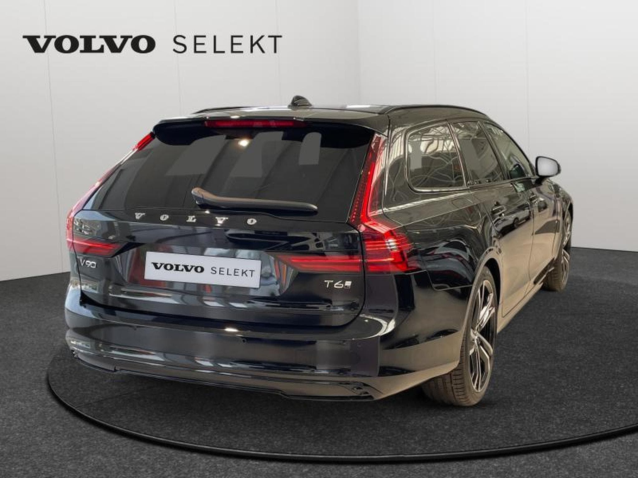 Volvo V90 Ultra Dark T6 Plug-in Hybride (1970) - Photo 6