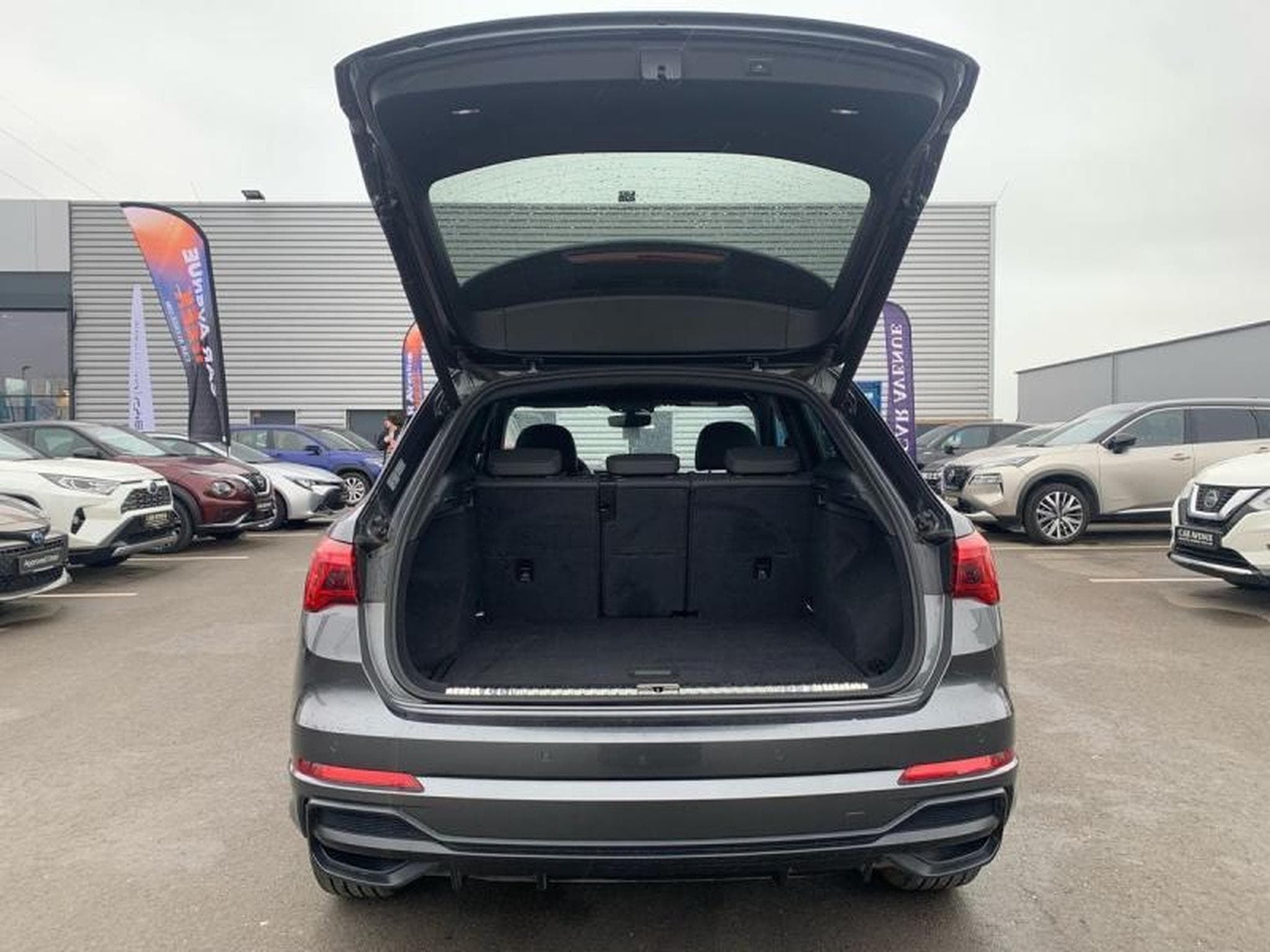 Audi Q3 Ambition (2019) - Photo 11