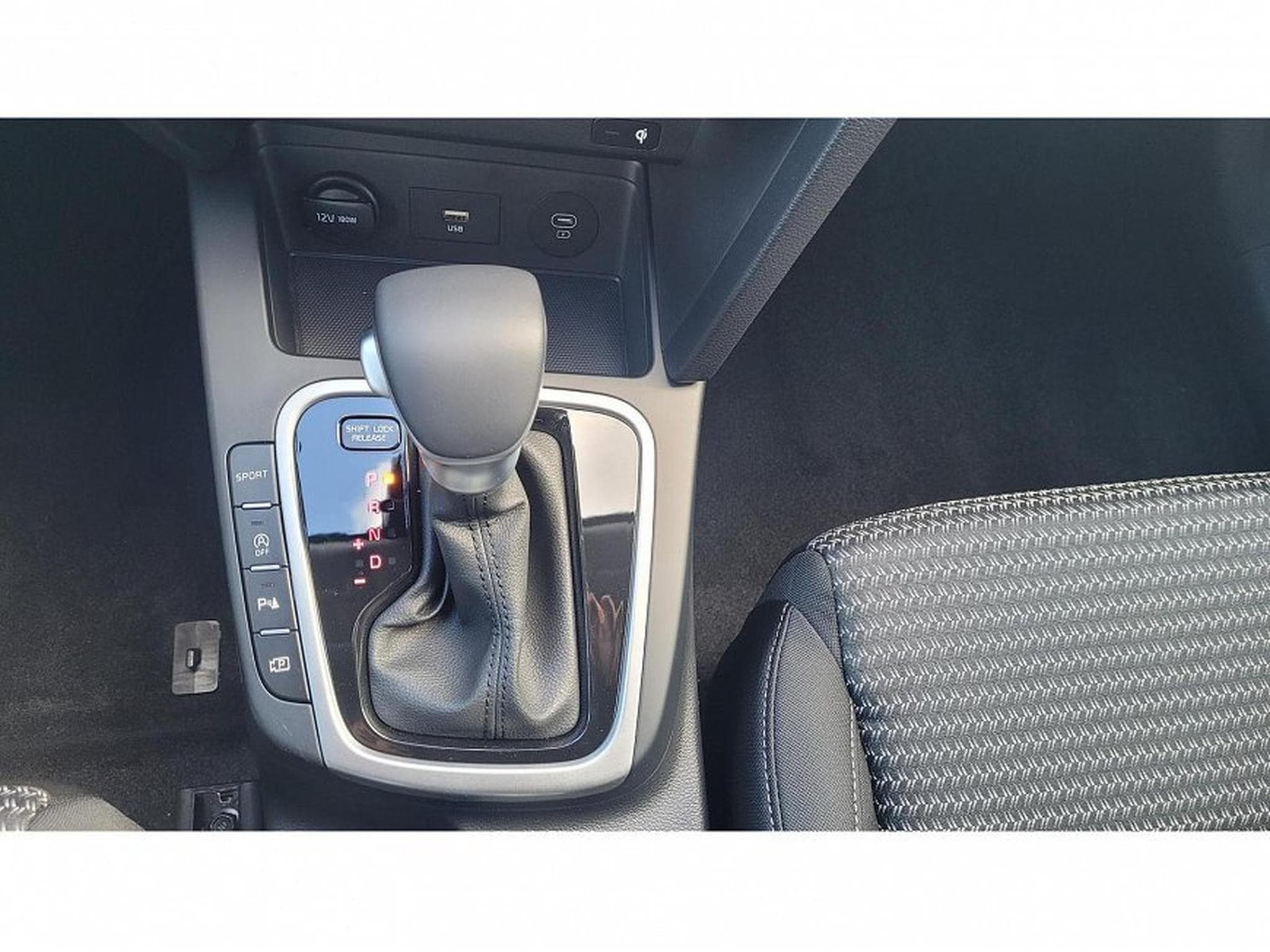 Kia Ceed (2025) - Photo 11