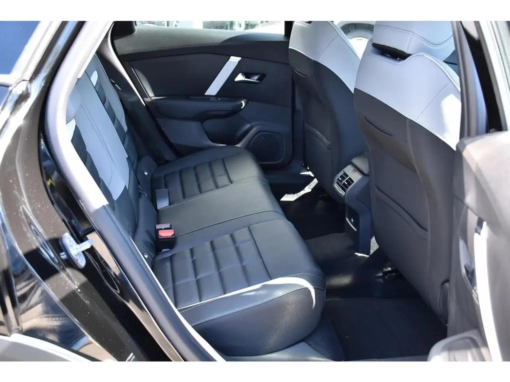 Citroën C4 (2025) - Foto 8