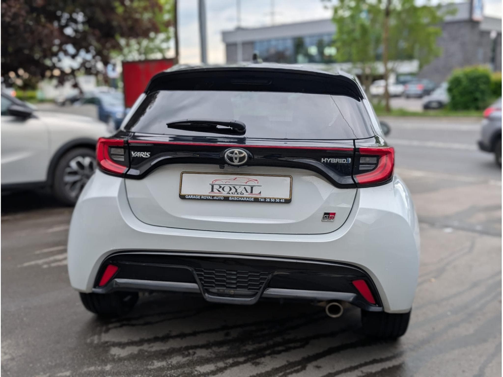 Toyota Yaris GR SPORT 1.5 HEV * GARANTIE CONSTRUCTEUR* (2023) - Photo 9