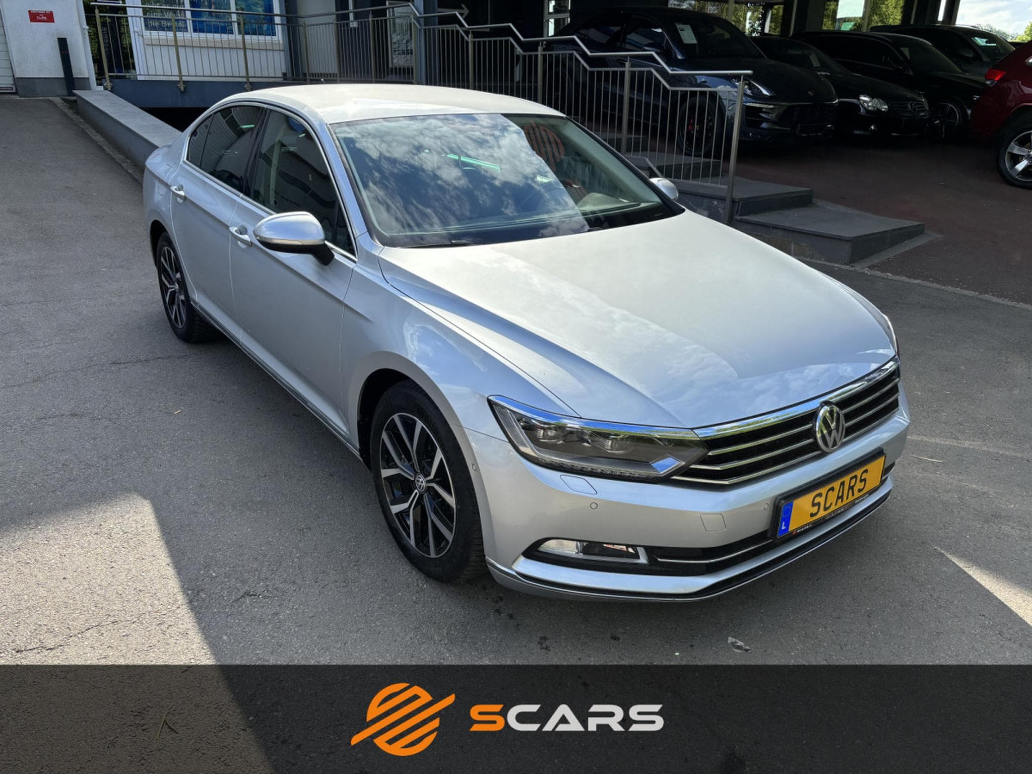VW Passat B8 2.0 Tdi DSG 150cv (2017) - Photo 3
