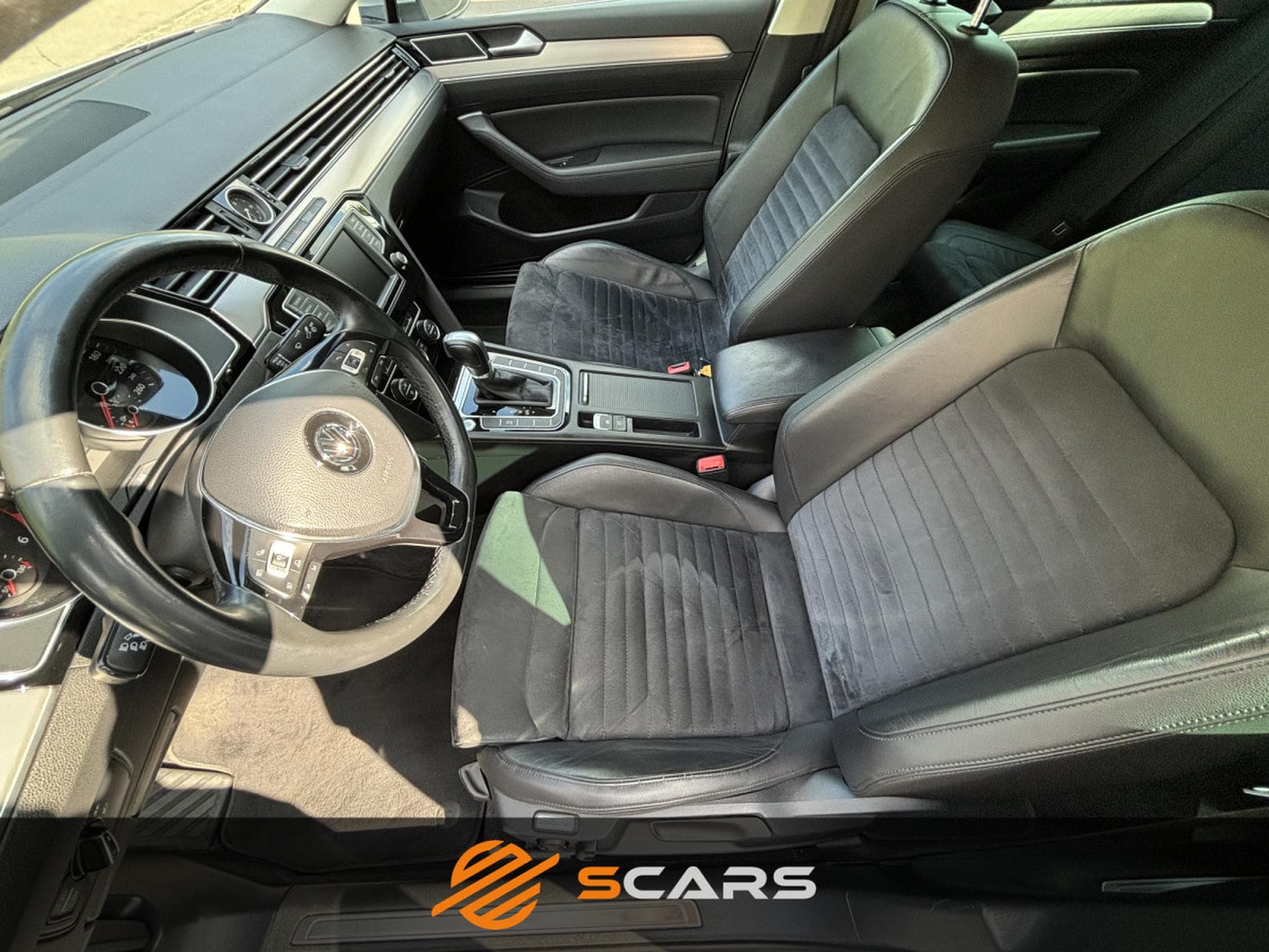 VW Passat B8 2.0 Tdi DSG 150cv (2017) - Photo 8