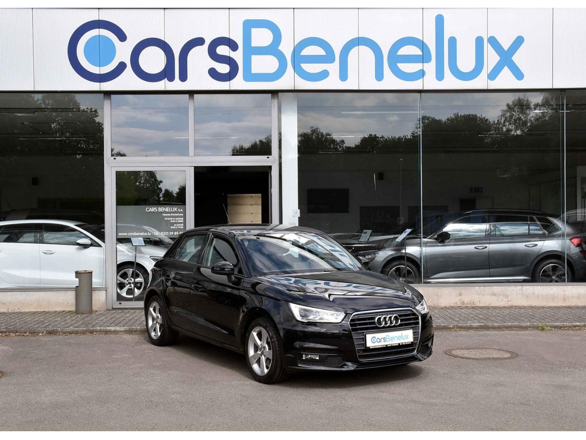 Audi A1 Sportback 1.4 TFSI Sport GPS XENON 1° MAIN CARNET (2015) - Photo 1