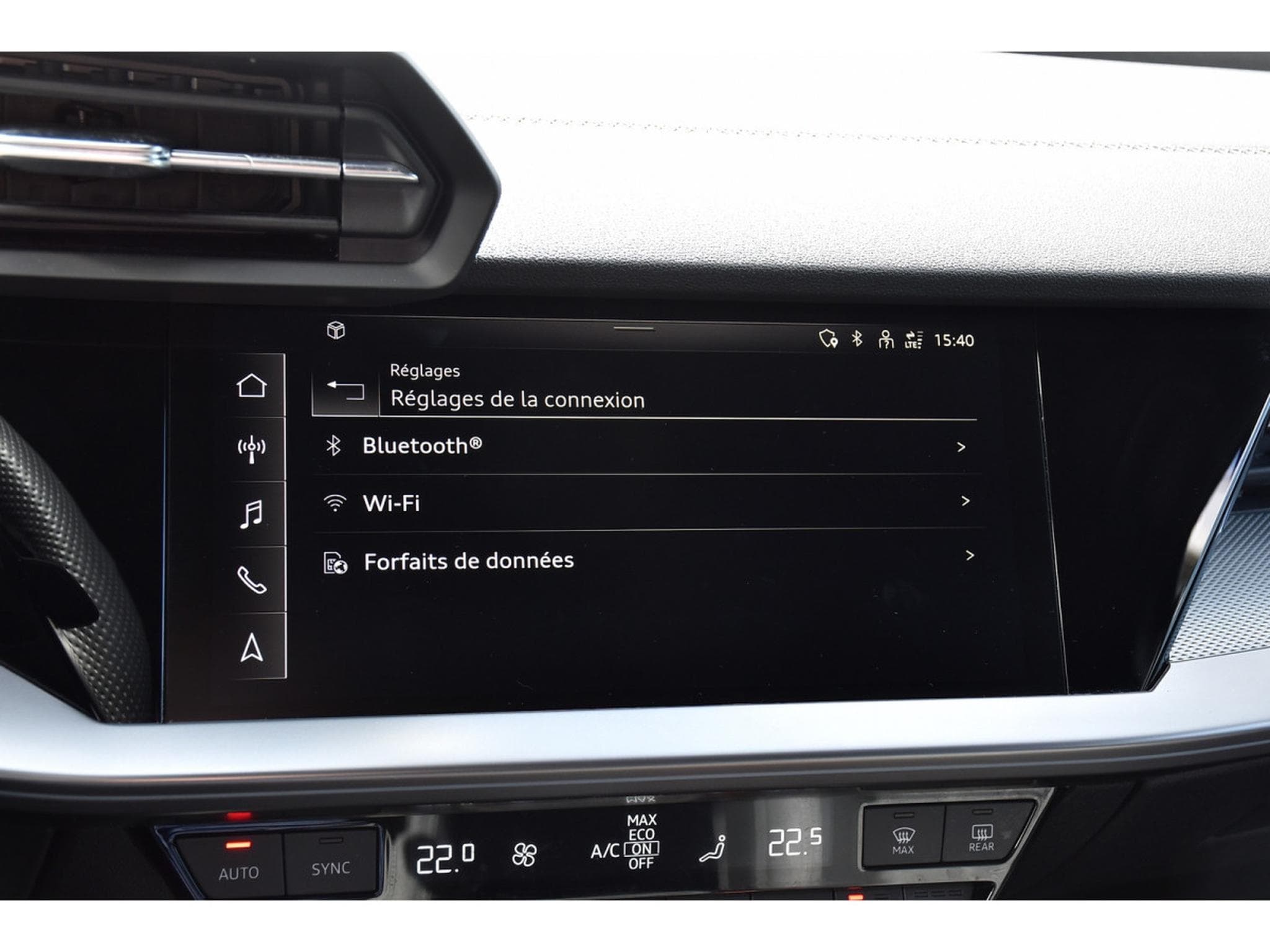 Audi A3 Sportback 40 TFSIe PHEV  S-Line S-Tronic CUIR ACC KEYLESS (2023) - Photo 12