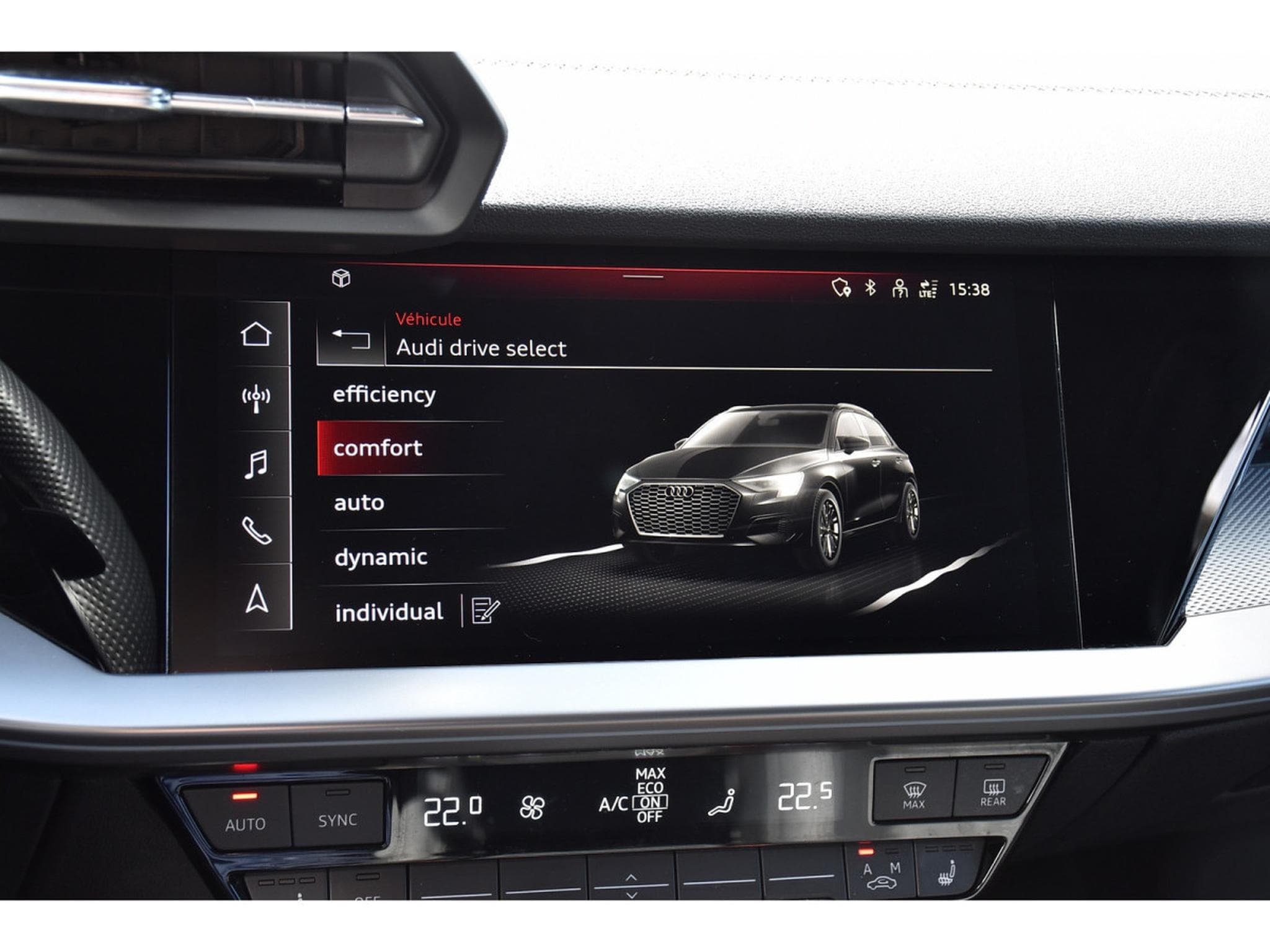 Audi A3 Sportback 40 TFSIe PHEV  S-Line S-Tronic CUIR ACC KEYLESS (2023) - Photo 15