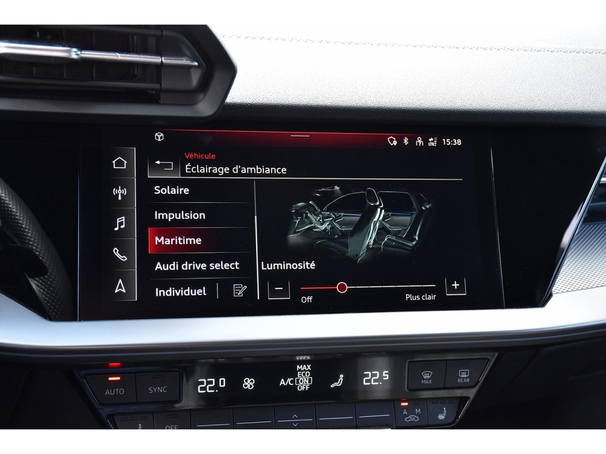 Audi A3 Sportback 40 TFSIe PHEV  S-Line S-Tronic CUIR ACC KEYLESS (2023) - Photo 16