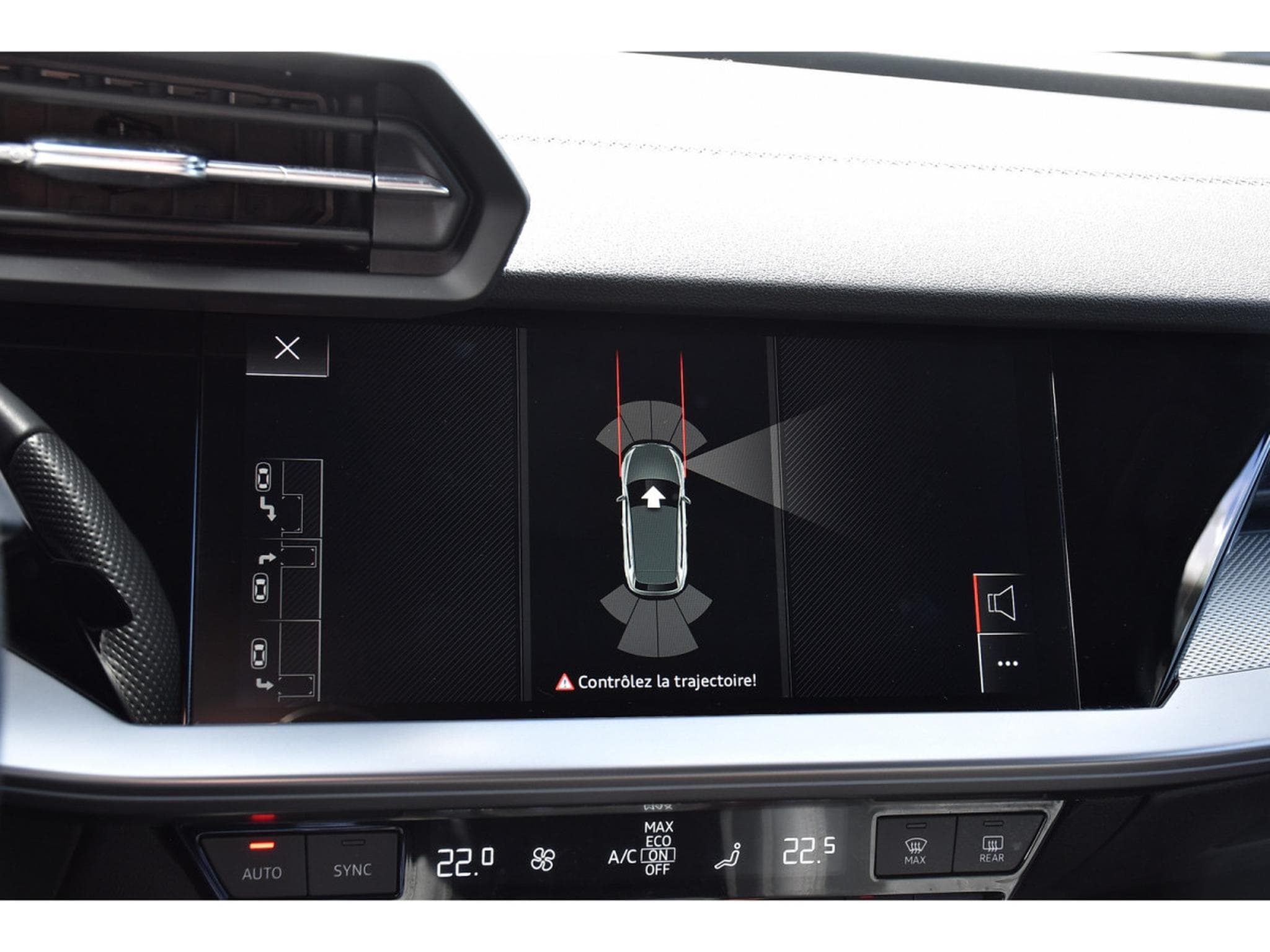 Audi A3 Sportback 40 TFSIe PHEV  S-Line S-Tronic CUIR ACC KEYLESS (2023) - Photo 17