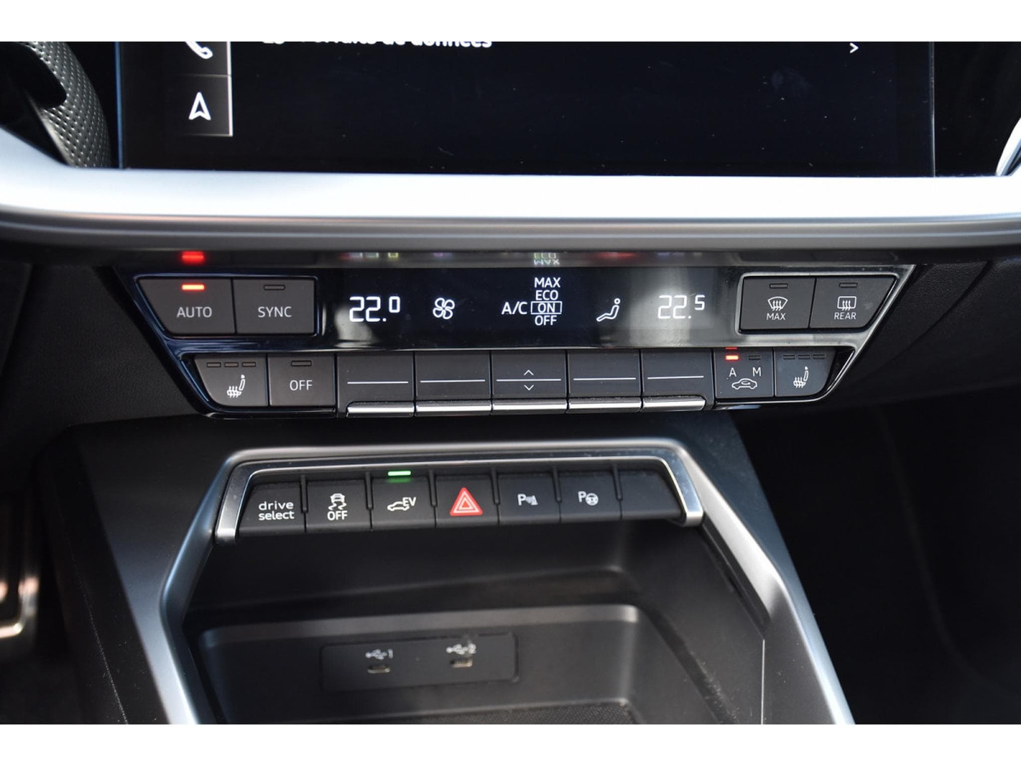 Audi A3 Sportback 40 TFSIe PHEV  S-Line S-Tronic CUIR ACC KEYLESS (2023) - Photo 19