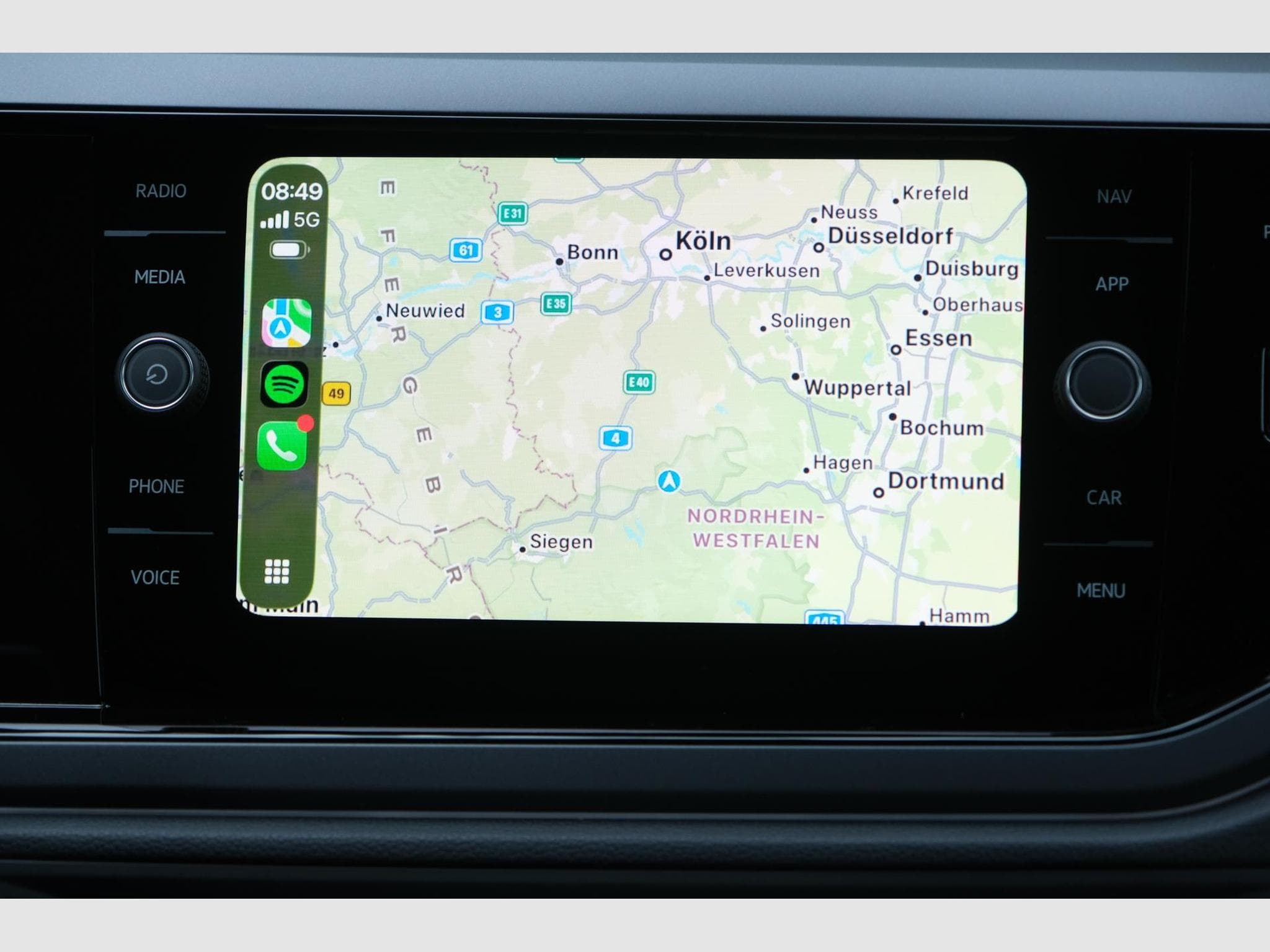 VW Taigo 1.0 TSI R-Line (2026) - Photo 12