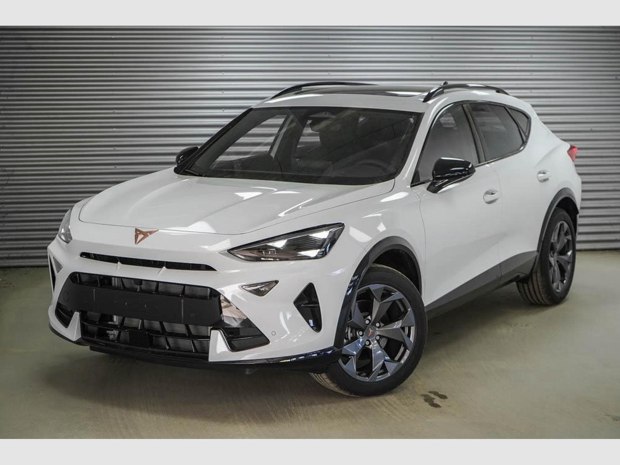 Cupra Formentor 1,5 eTSI DSG (2026) - Photo 1