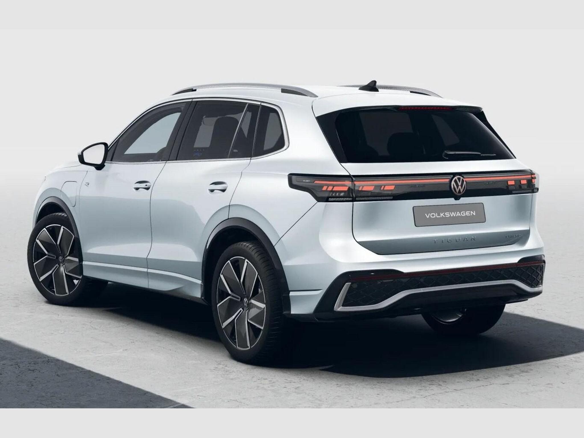 VW Tiguan R-Line (2026) - Photo 3