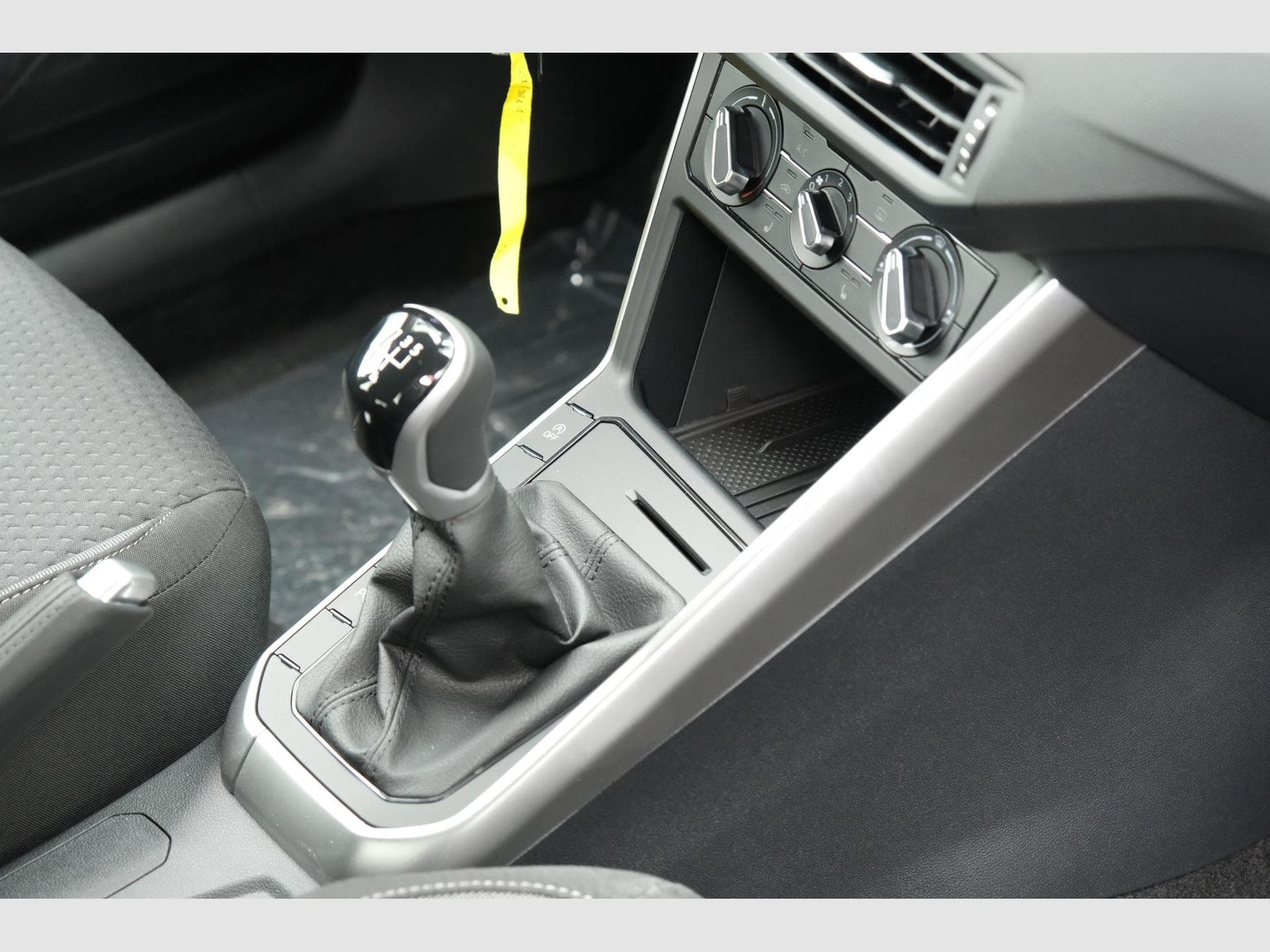 VW Polo 1.0 TSI Life (2026) - Photo 23