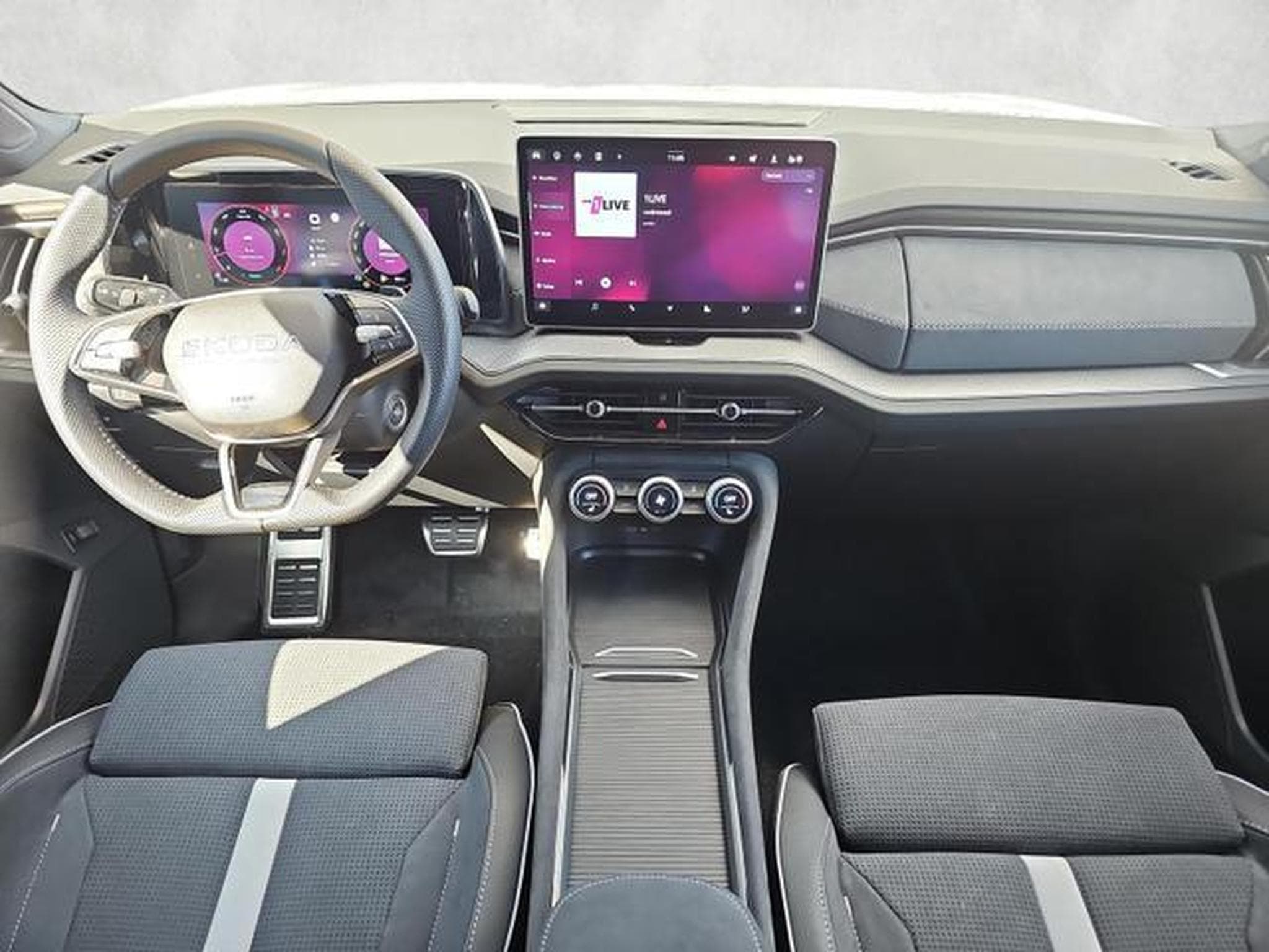 Skoda Kodiaq 1.5 TSI mHEV 110 kW Sportline (2026) - Foto 11
