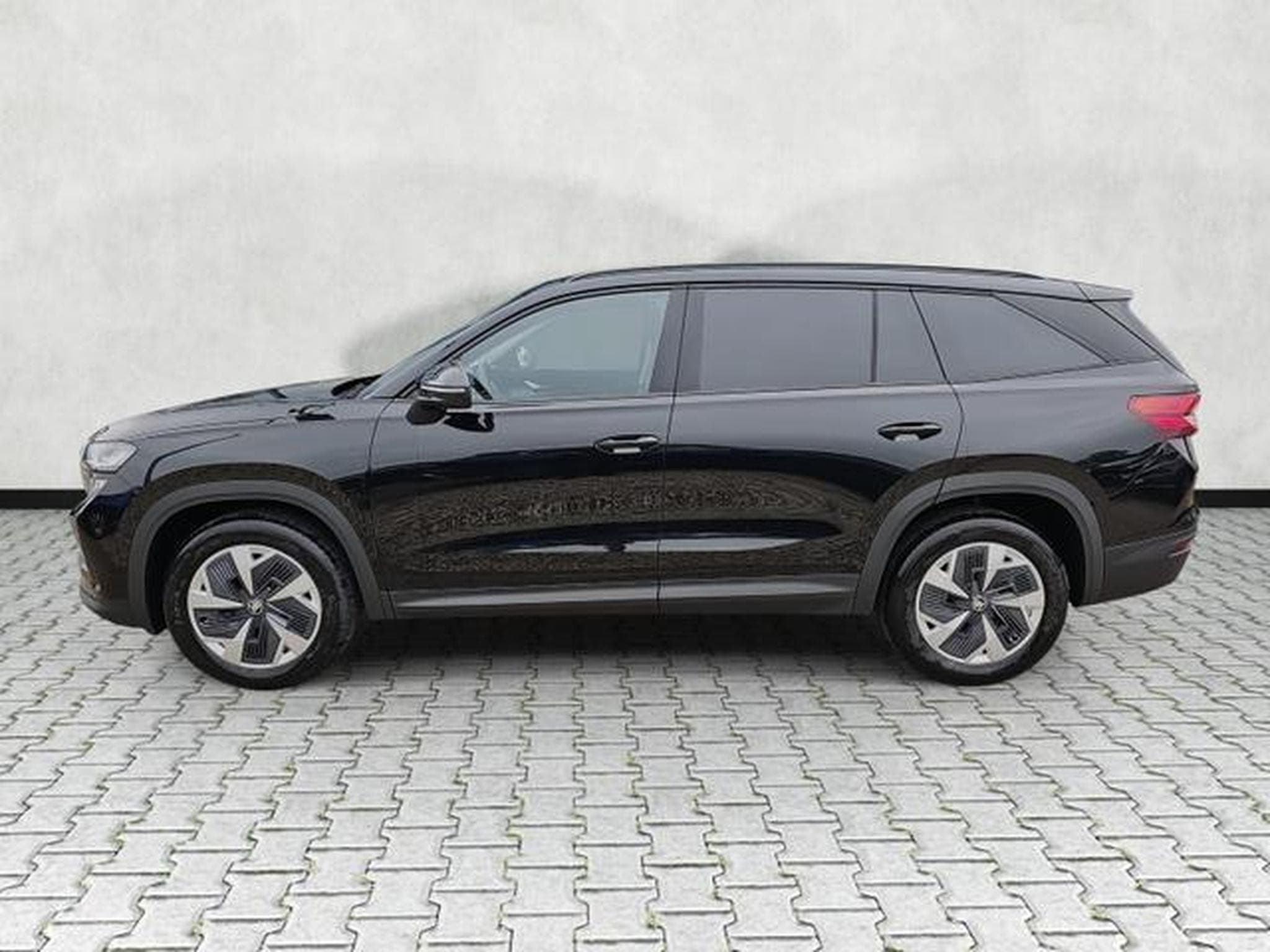 Skoda Kodiaq 1.5 TSI mHEV 110kW Selection (2026) - Photo 4