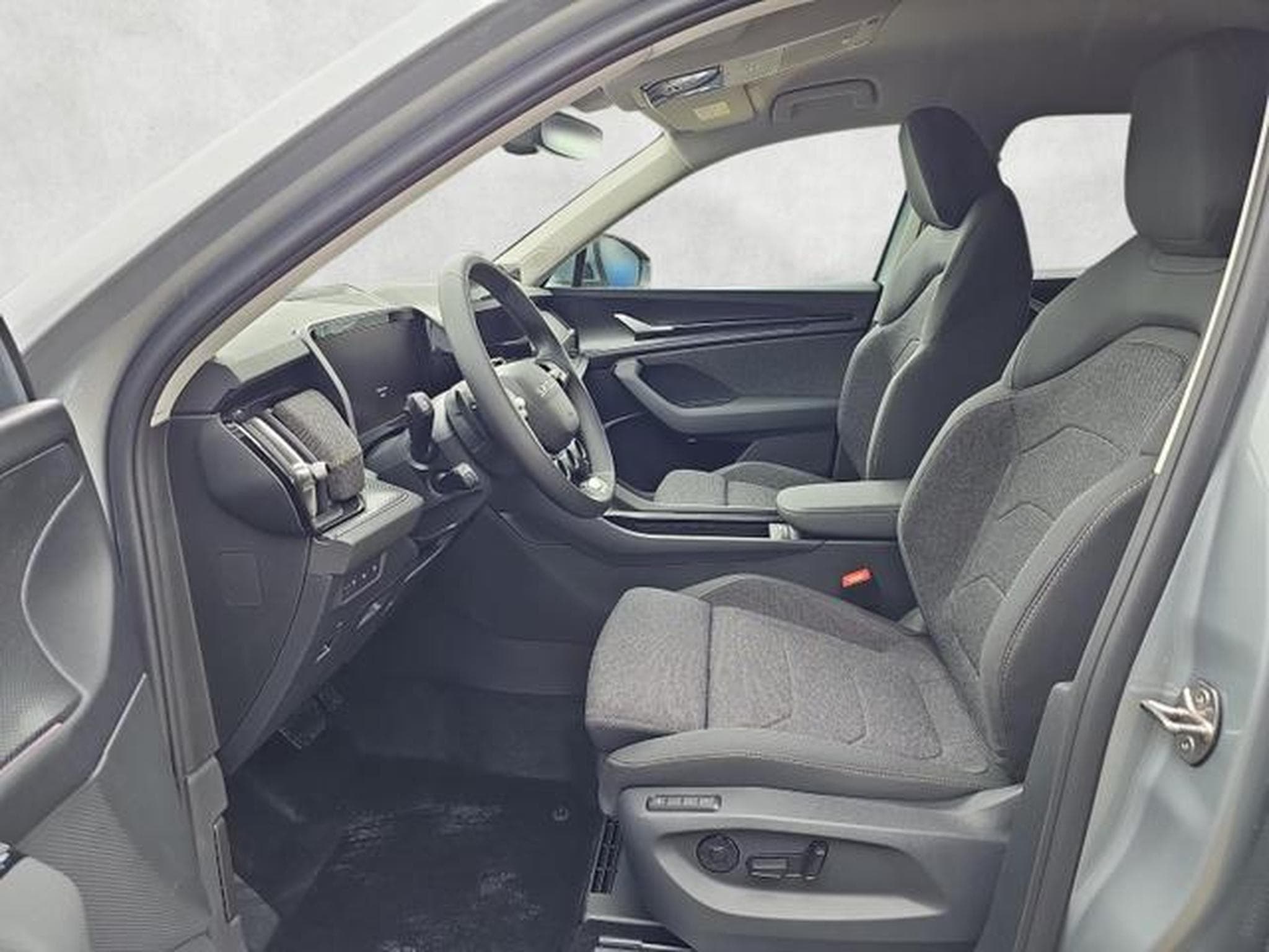 Skoda Kodiaq 1.5 TSI mHEV 110kW Selection (2026) - Photo 9